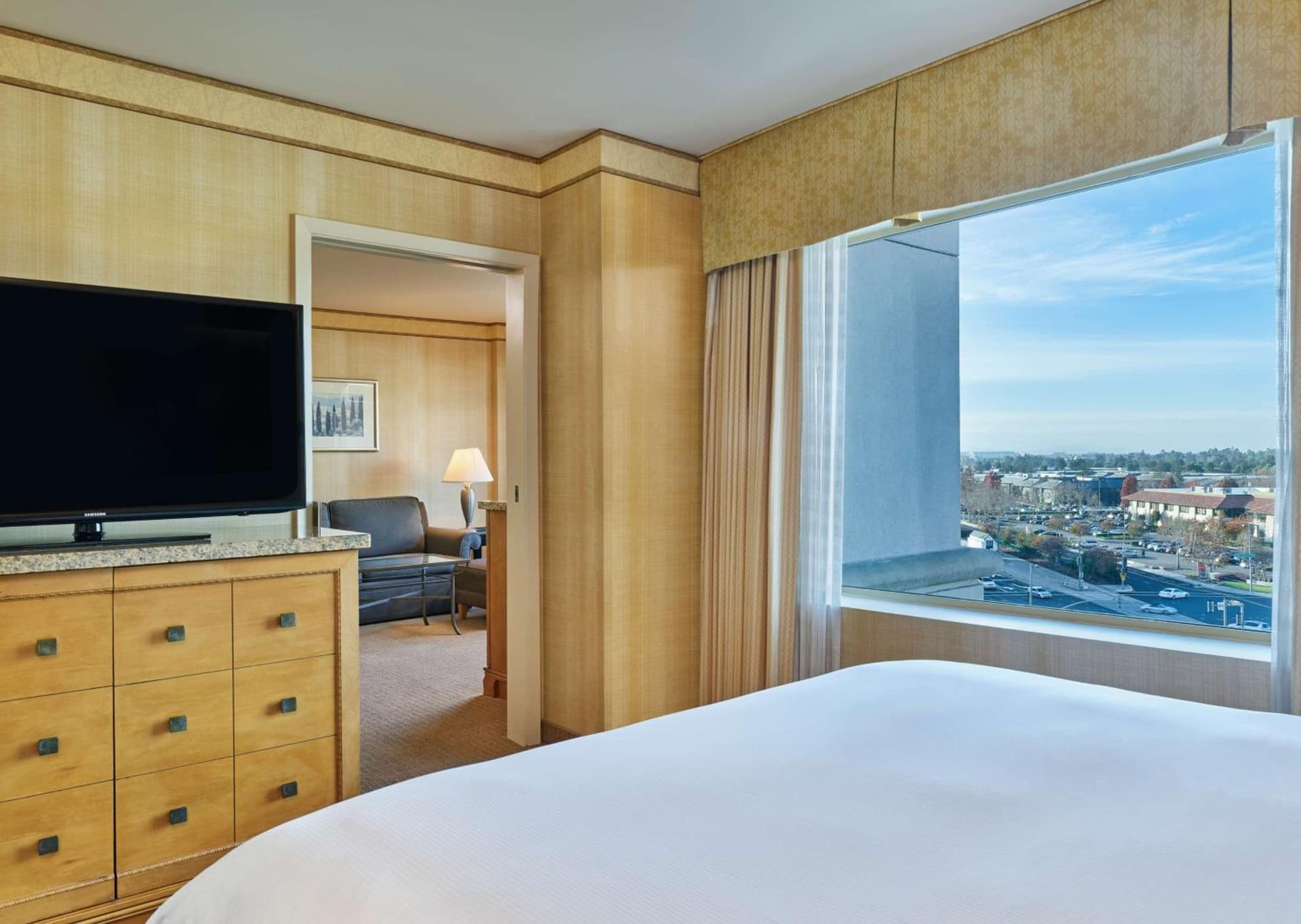 Hilton Santa Clara - Newly Renovated property views in Santa Clara, CA — gallery photo 3