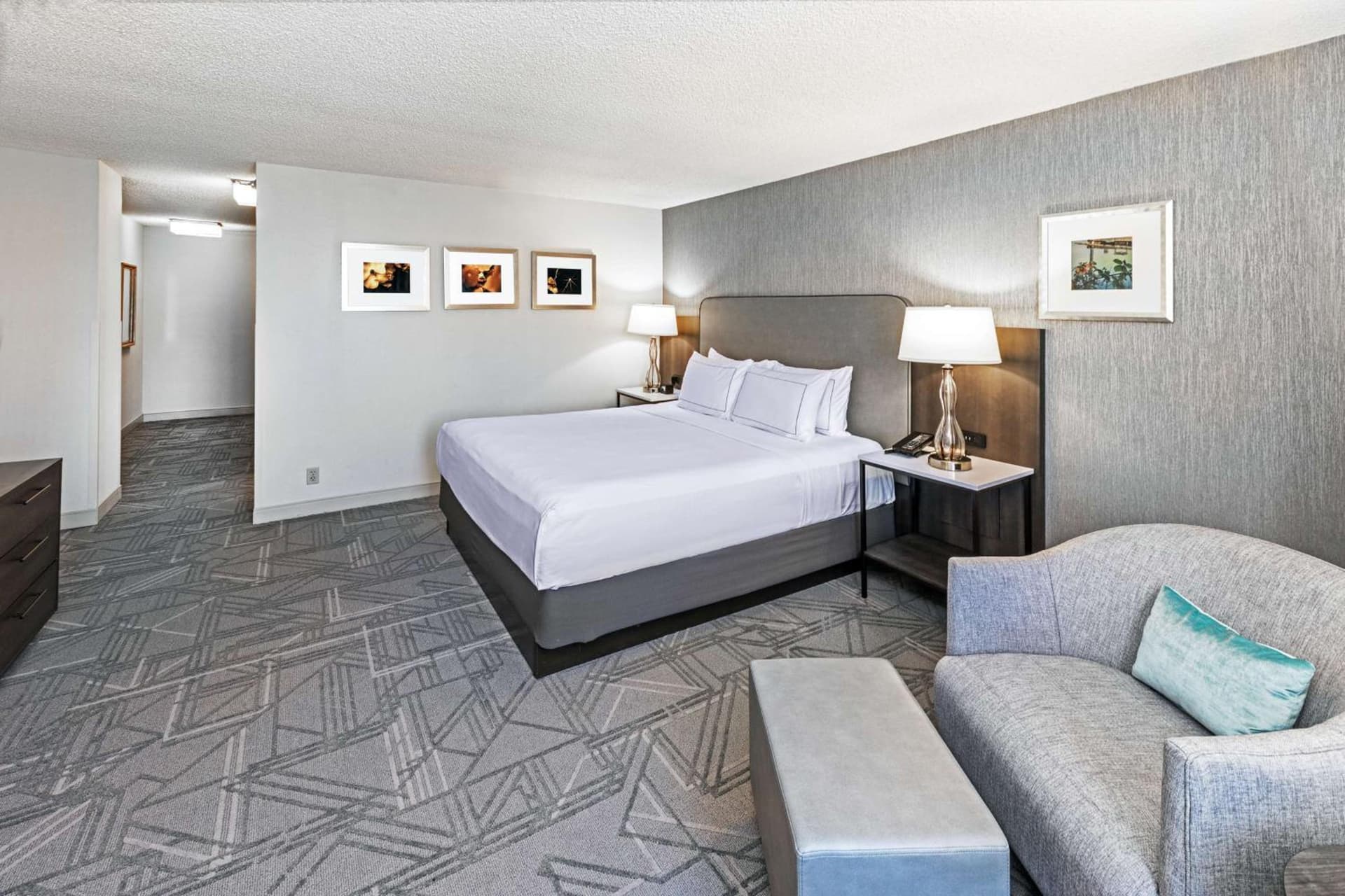 DoubleTree by Hilton Tulsa Downtown gallery photo in Tulsa, OK — image 9