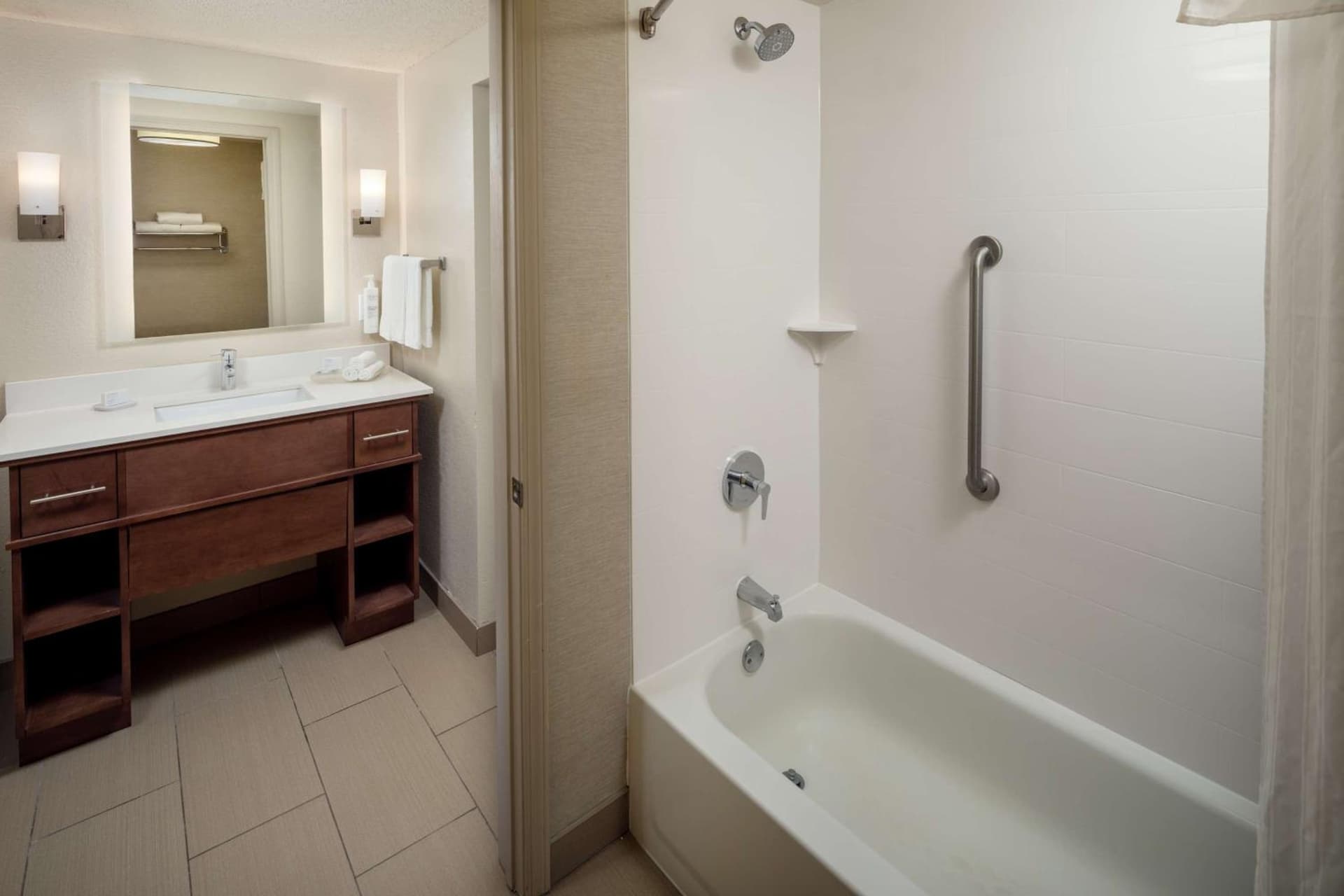 Homewood Suites by Hilton Wallingford-Meriden gallery photo in Wallingford, CT — image 18