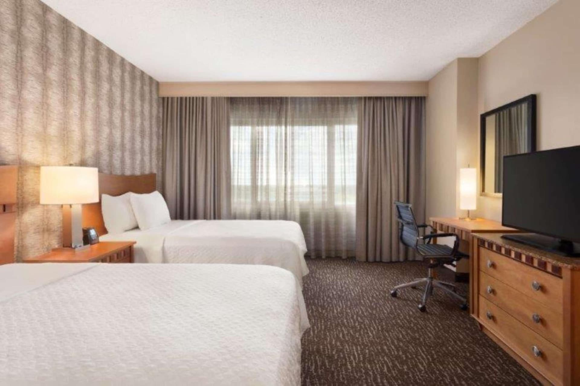 Embassy Suites Northwest Arkansas - Hotel, Spa & Convention Center gallery photo in Rogers, AR — image 68