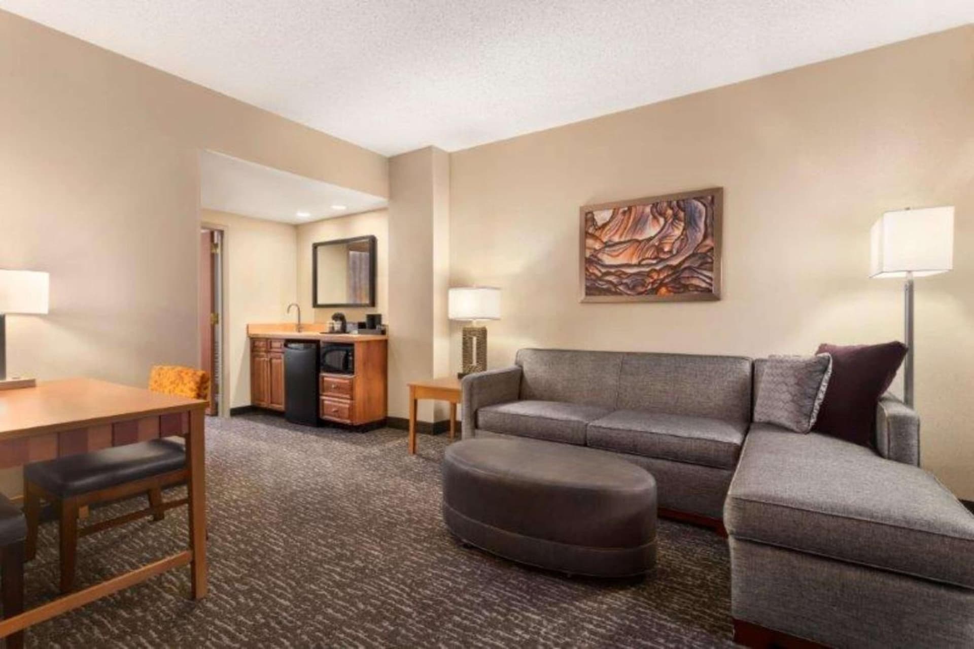 Embassy Suites Northwest Arkansas - Hotel, Spa & Convention Center gallery photo in Rogers, AR — image 42