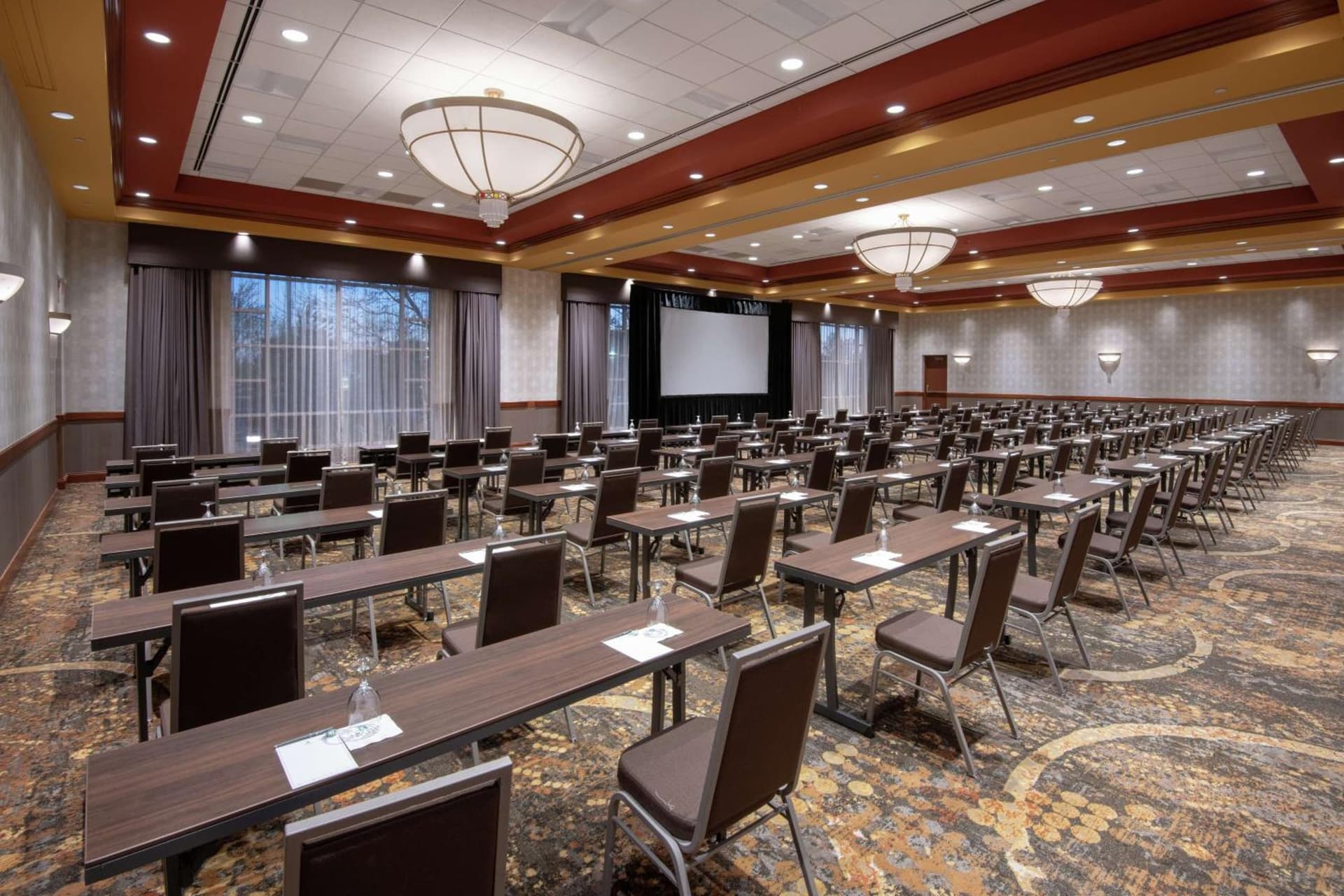 Embassy Suites Northwest Arkansas - Hotel, Spa & Convention Center gallery photo in Rogers, AR — image 35