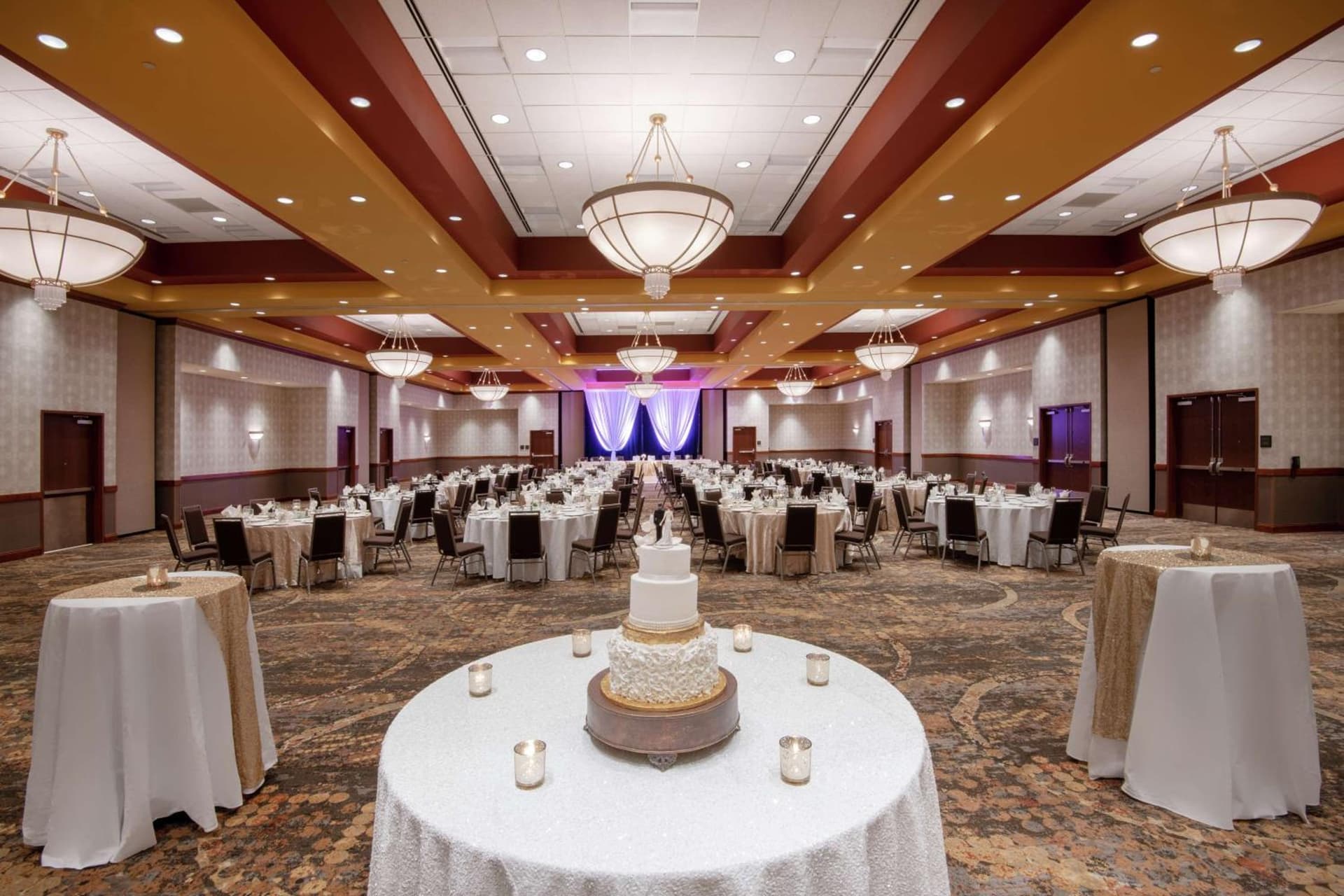 Embassy Suites Northwest Arkansas - Hotel, Spa & Convention Center gallery photo in Rogers, AR — image 14