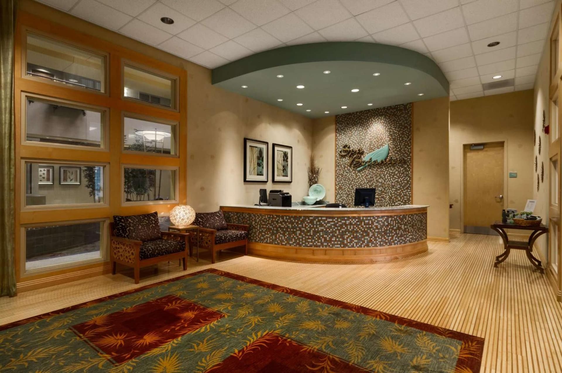 Embassy Suites Northwest Arkansas - Hotel, Spa & Convention Center gallery photo in Rogers, AR — image 40