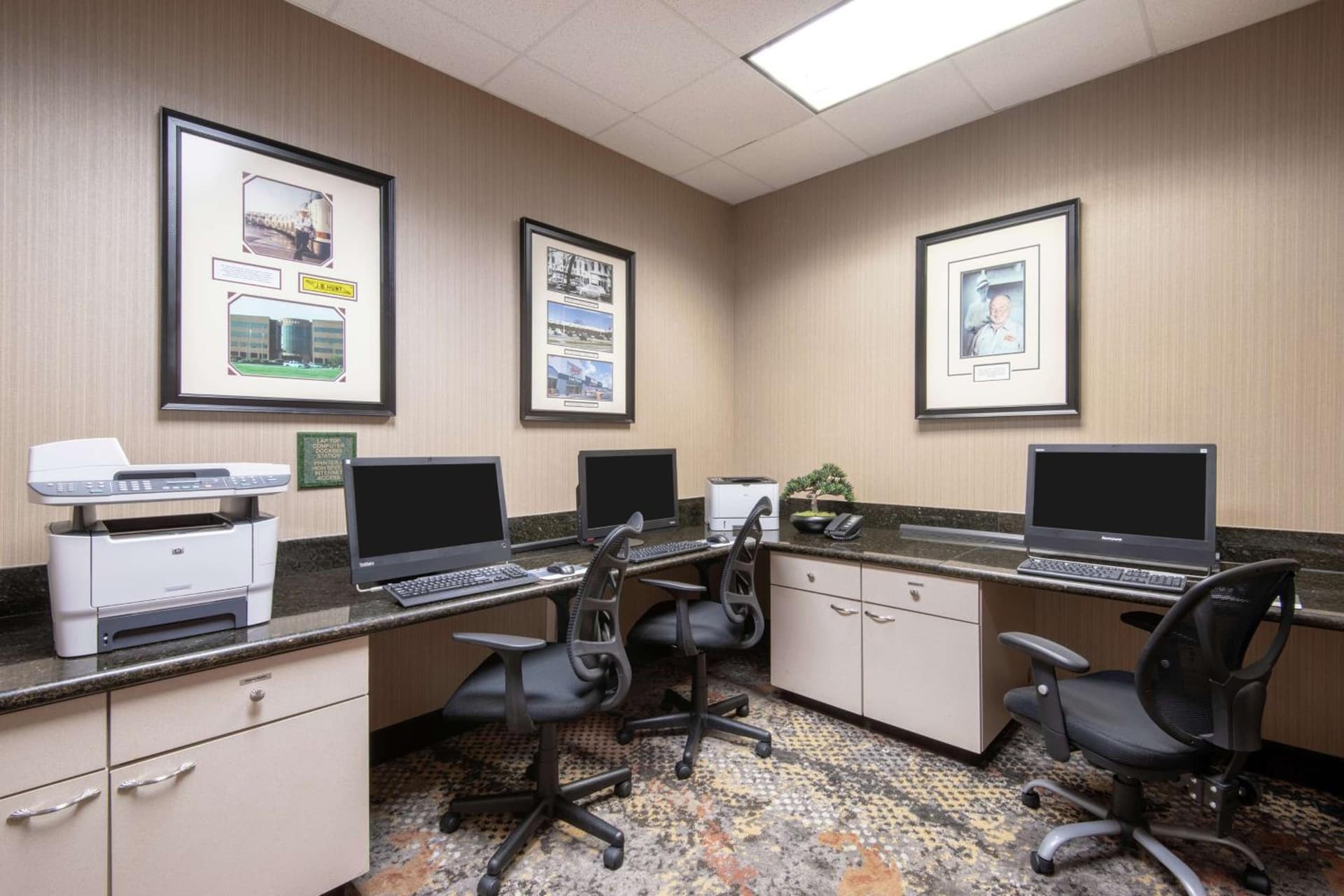 Embassy Suites Northwest Arkansas - Hotel, Spa & Convention Center gallery photo in Rogers, AR — image 71