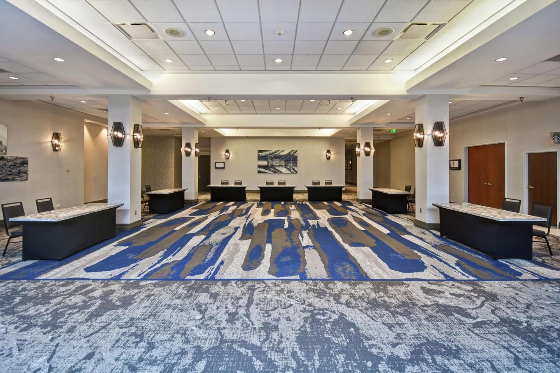 Embassy Suites by Hilton Omaha Downtown Old Market gallery photo in Omaha, NE — image 51