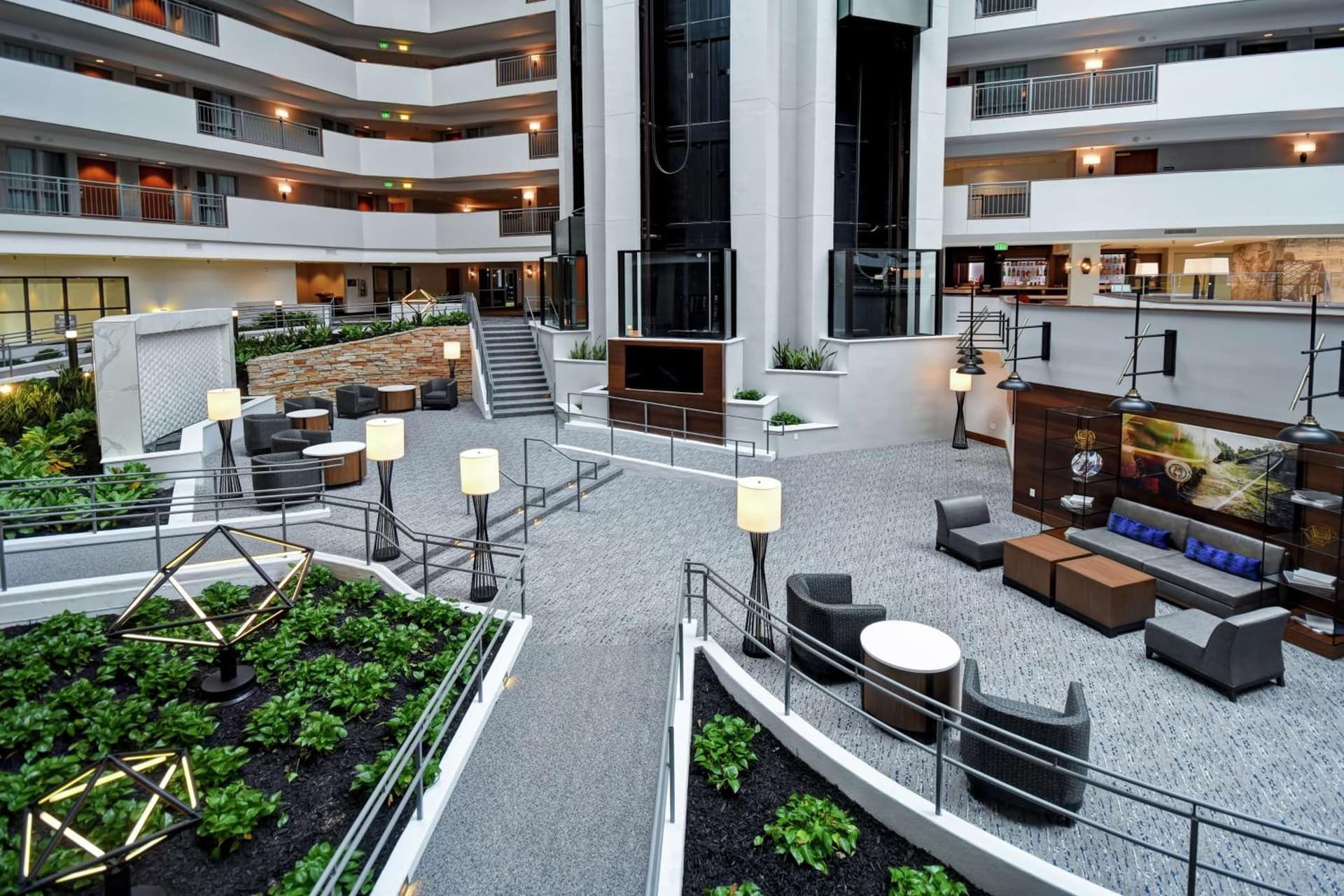 Embassy Suites by Hilton Omaha Downtown Old Market gallery photo in Omaha, NE — image 16