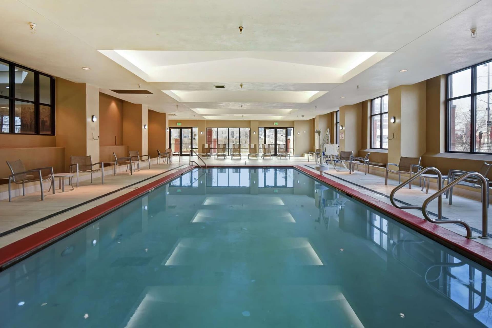 Embassy Suites by Hilton Omaha Downtown Old Market gallery photo in Omaha, NE — image 33