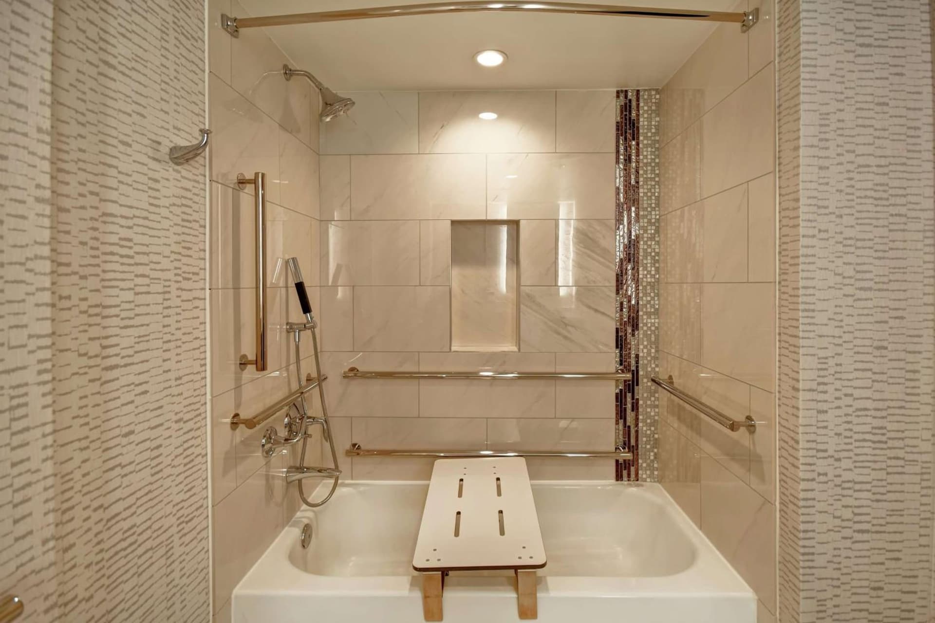 Embassy Suites by Hilton Omaha Downtown Old Market interior in Omaha, NE — gallery photo 2
