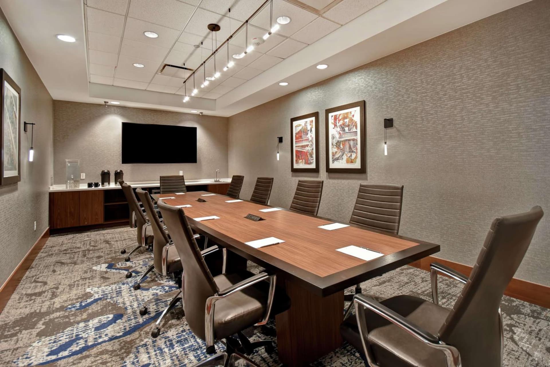 Embassy Suites by Hilton Omaha Downtown Old Market gallery photo in Omaha, NE — image 28