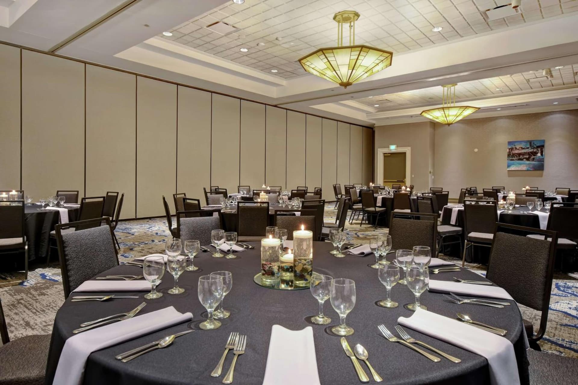 Embassy Suites by Hilton Omaha Downtown Old Market gallery photo in Omaha, NE — image 45