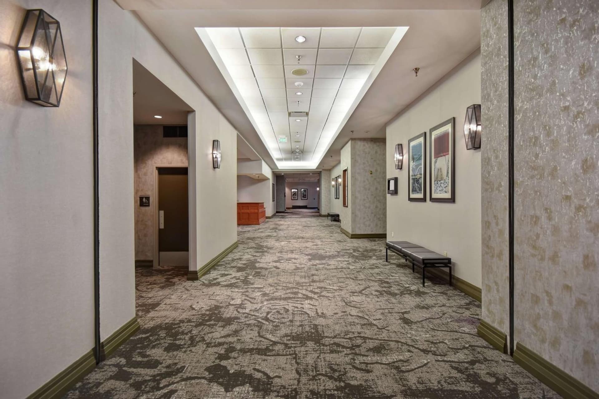 Embassy Suites by Hilton Omaha Downtown Old Market gallery photo in Omaha, NE — image 35