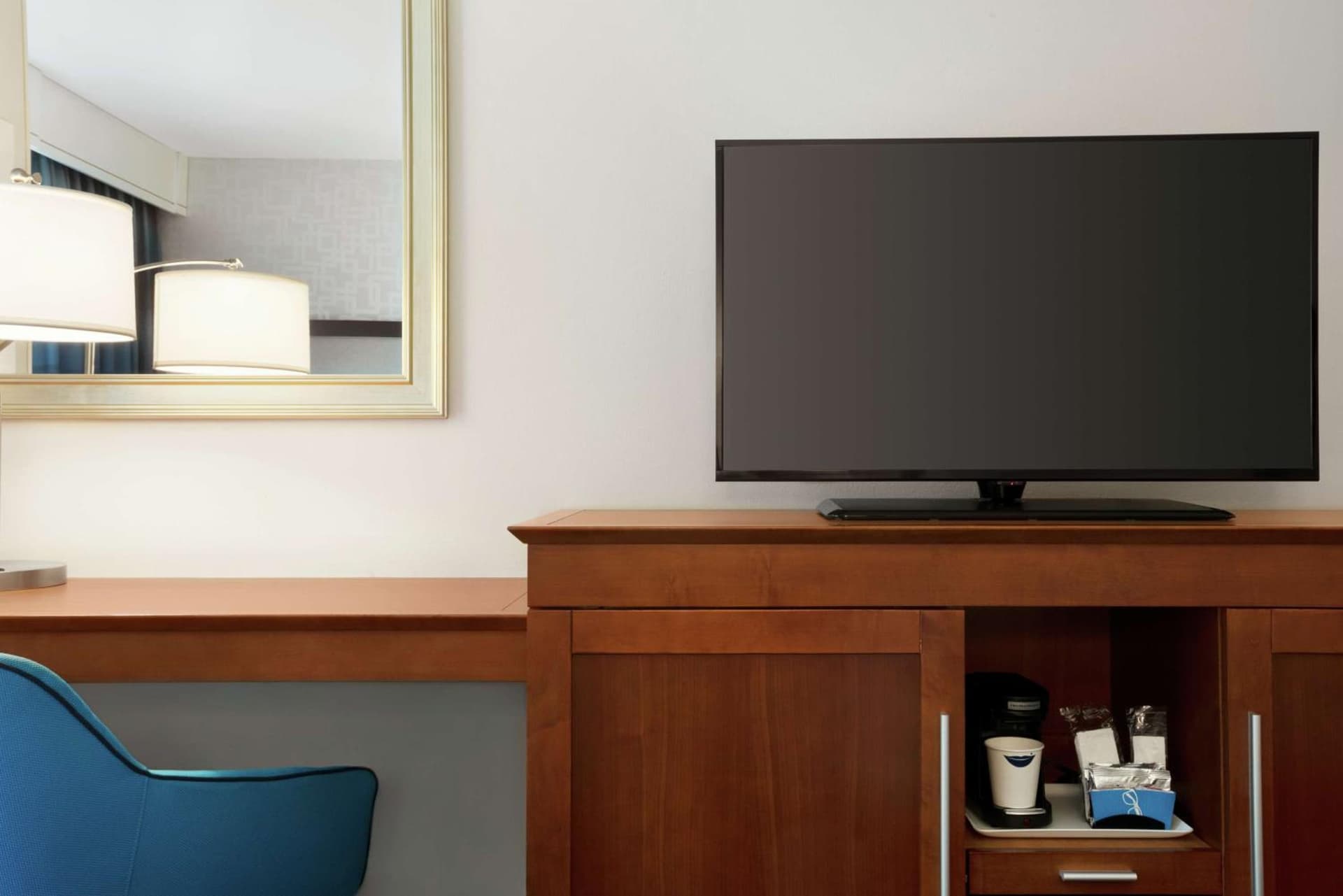 Hampton Inn & Suites Rosemont Chicago O'Hare gallery photo in Rosemont, IL — image 29