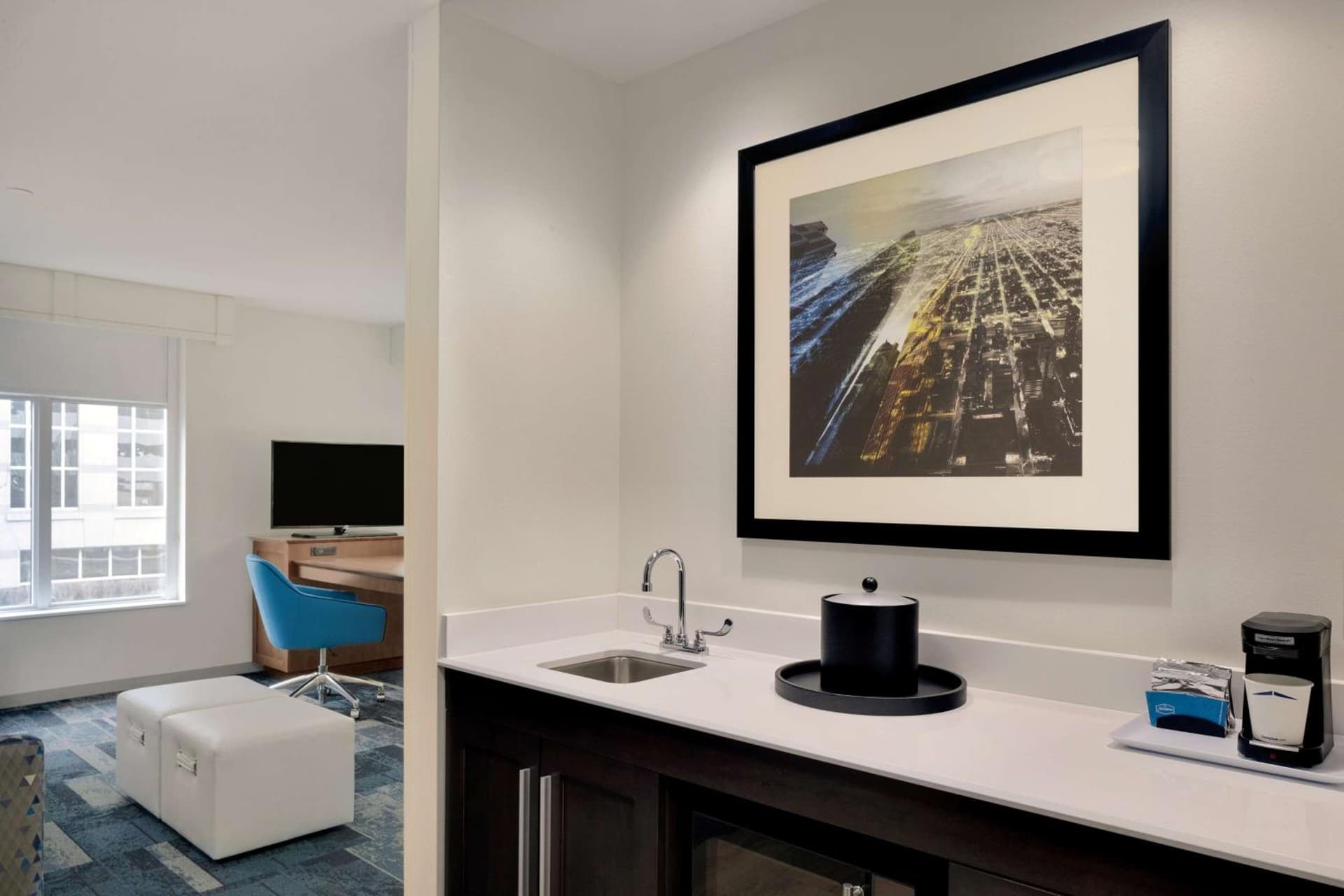 Hampton Inn & Suites Rosemont Chicago O'Hare gallery photo in Rosemont, IL — image 11