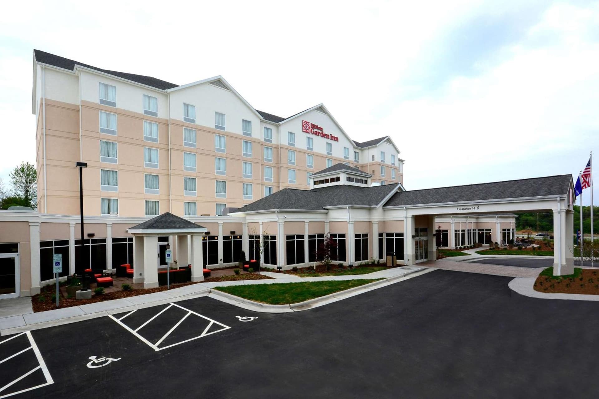Hilton Garden Inn Greensboro Airport gallery photo in Greensboro, NC — image 8