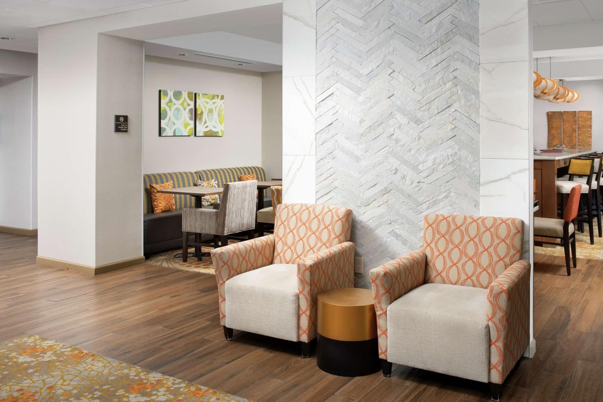 Hampton Inn Denver Tech Center South property views in Centennial, CO — gallery photo 3