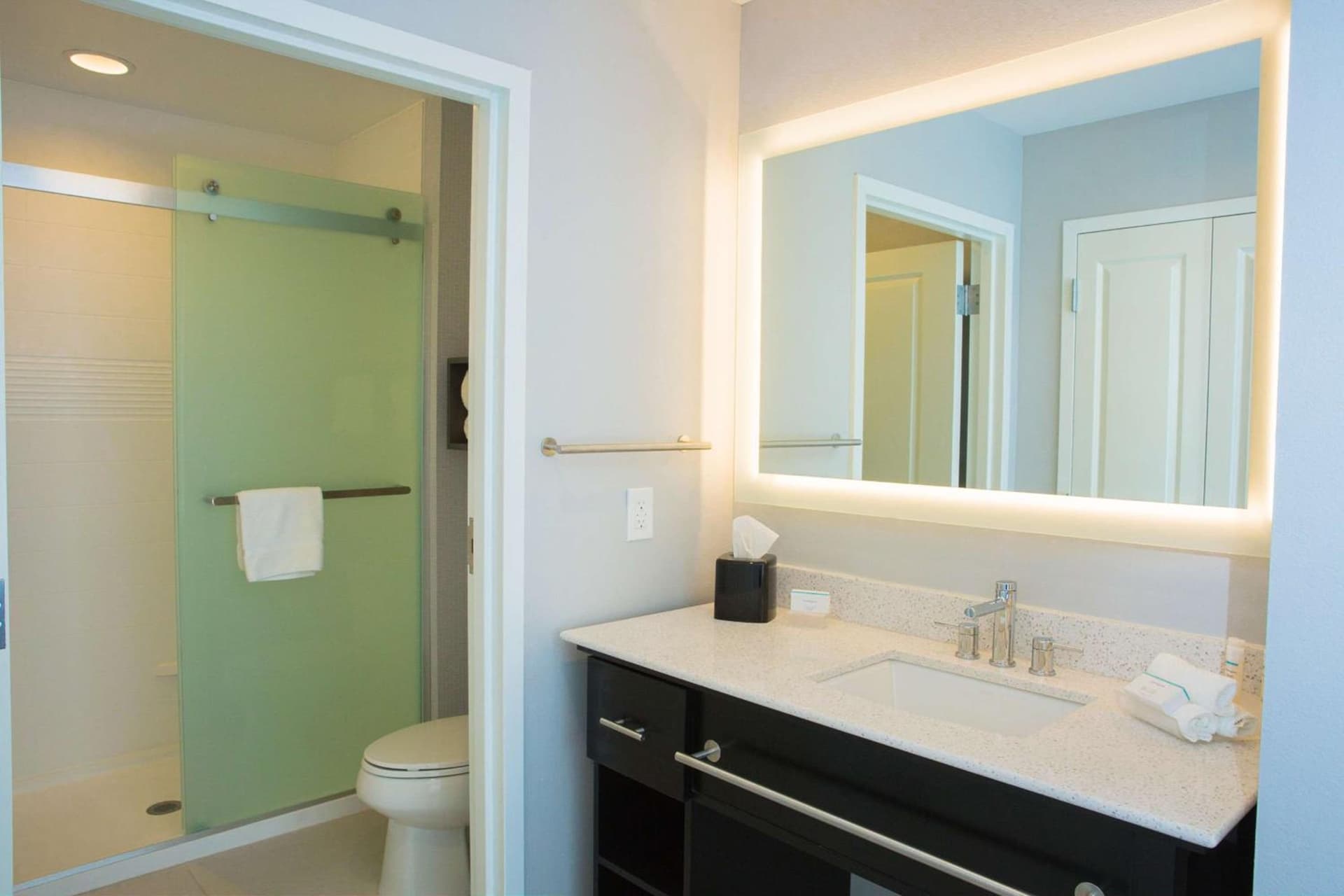 Homewood Suites By Hilton Allentown Bethlehem Center Valley gallery photo in Center Valley, PA — image 18