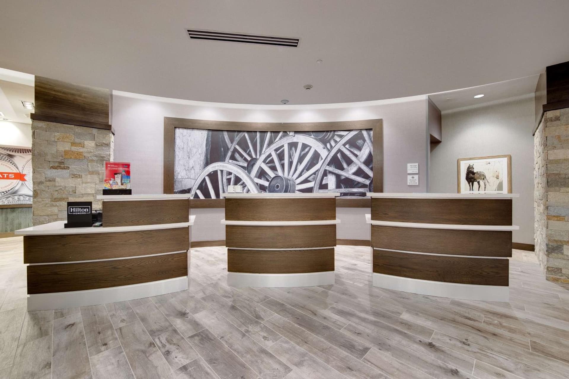 Hampton Inn & Suites Fort Worth Downtown gallery photo in Fort Worth, TX — image 10