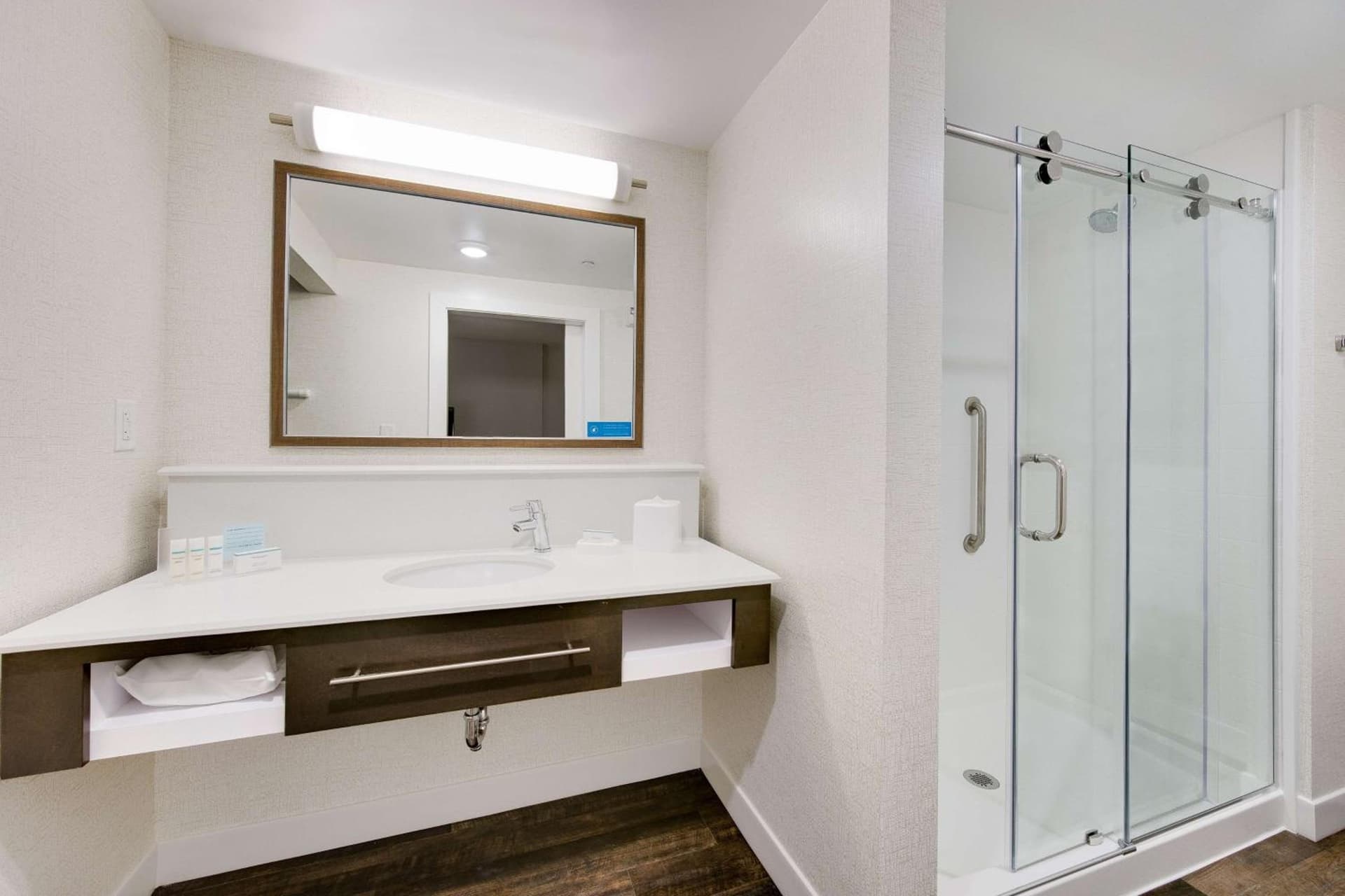 Hampton Inn & Suites Fort Worth Downtown gallery photo in Fort Worth, TX — image 42