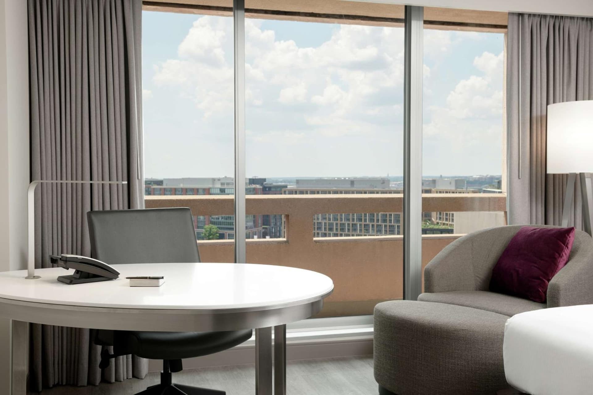 Hilton Washington DC National Mall The Wharf gallery photo in Washington, DC — image 81