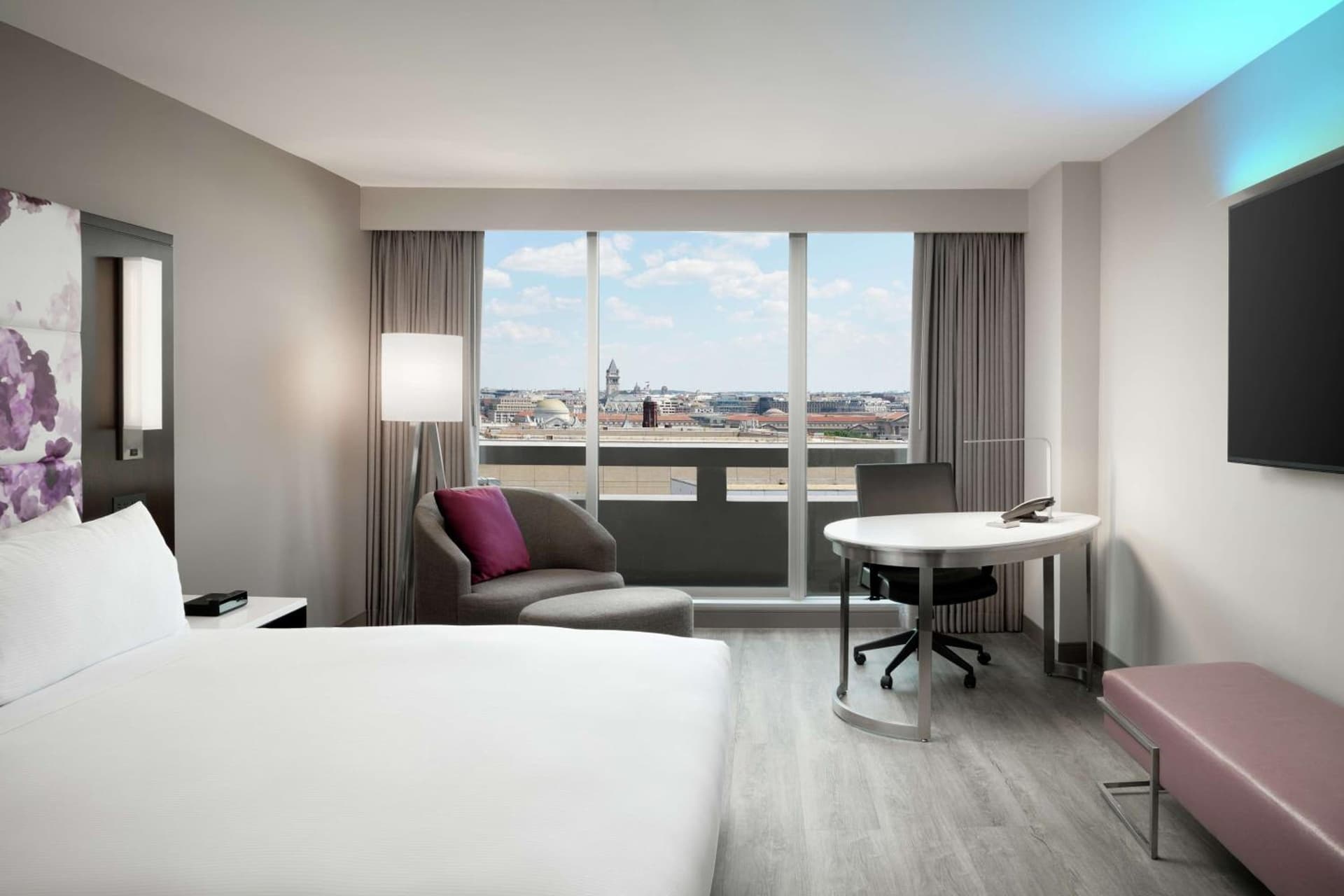 Hilton Washington DC National Mall The Wharf gallery photo in Washington, DC — image 73