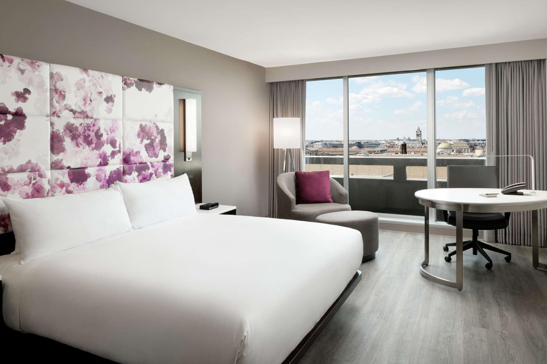Hilton Washington DC National Mall The Wharf gallery photo in Washington, DC — image 55