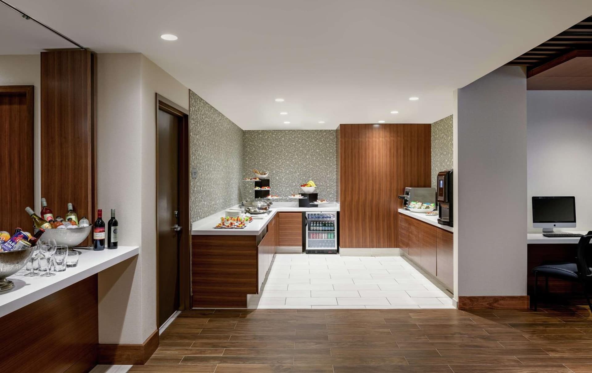 Hilton Washington DC National Mall The Wharf gallery photo in Washington, DC — image 76