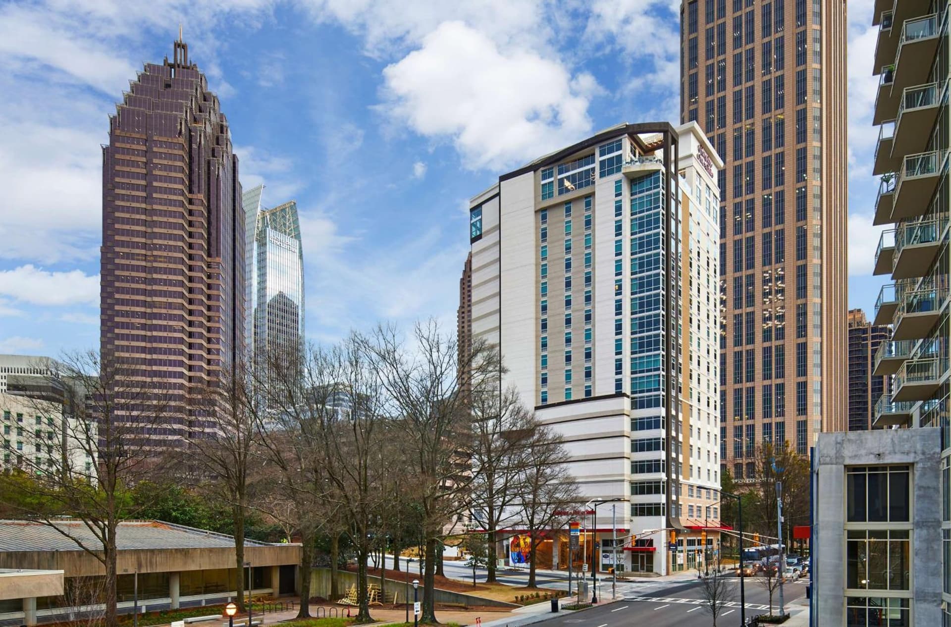 Hampton Inn & Suites Atlanta-Midtown, Ga interior in Atlanta, GA — gallery photo 2