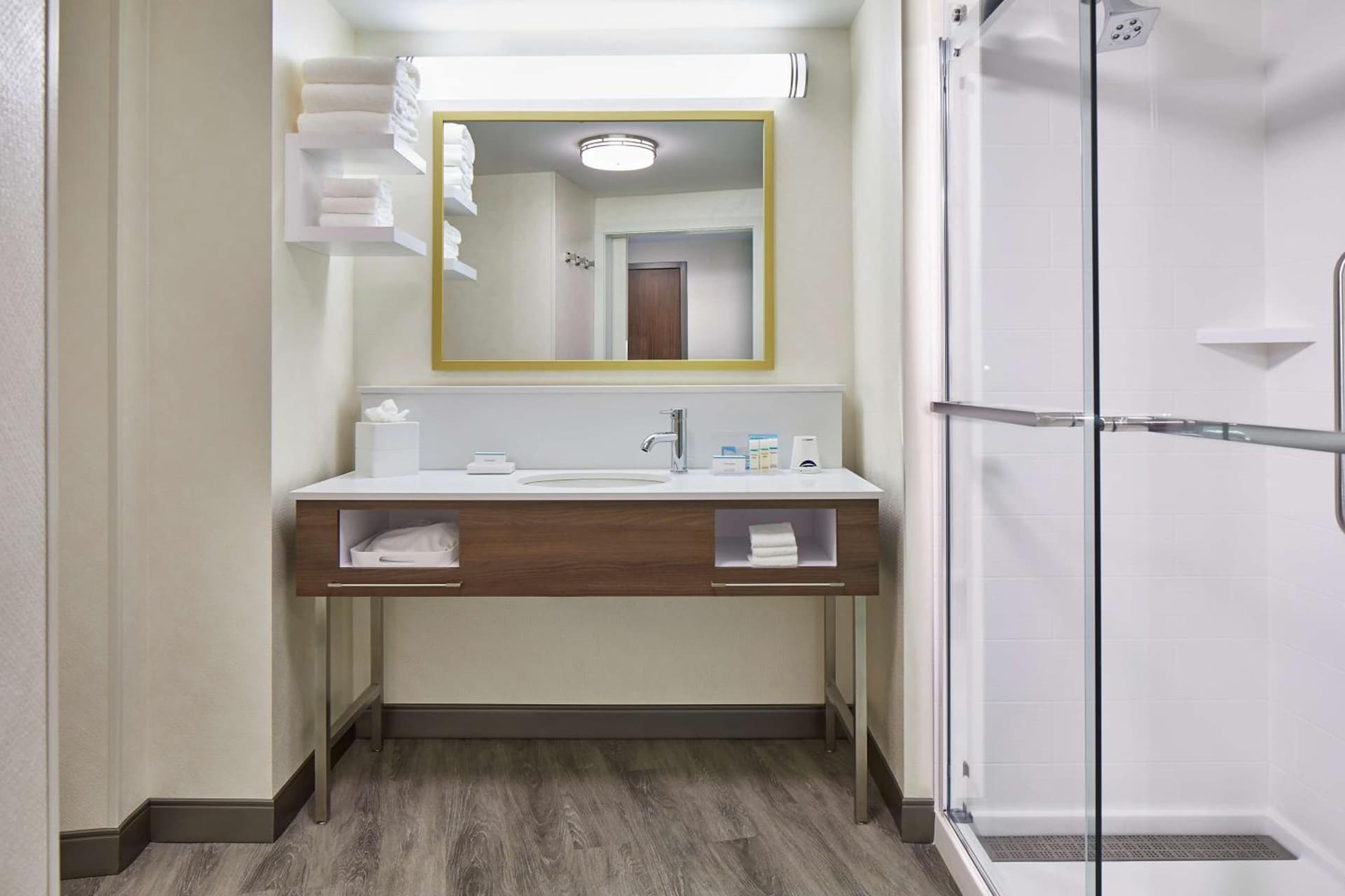 Hampton Inn & Suites Atlanta-Midtown, Ga property views in Atlanta, GA — gallery photo 3