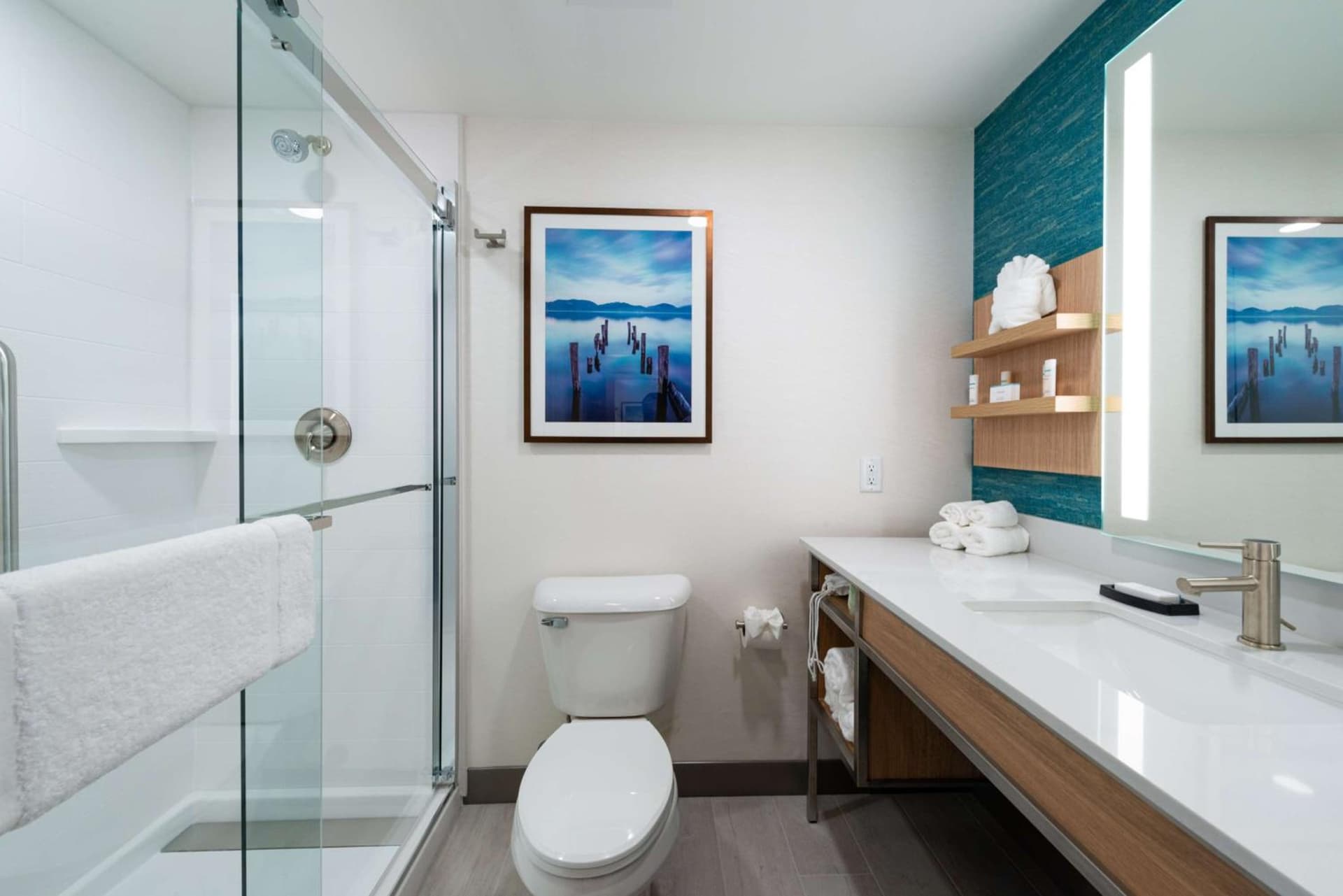 Hilton Garden Inn Seattle Lynnwood, Wa gallery photo in Lynnwood, WA — image 8