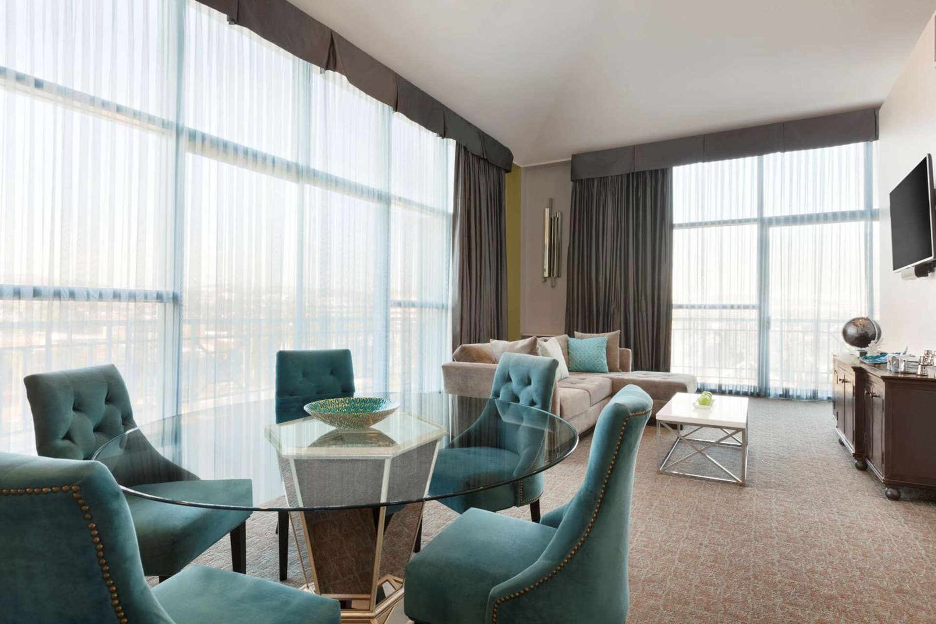 Embassy Suites by Hilton Brea - North Orange County gallery photo in Brea, CA — image 17