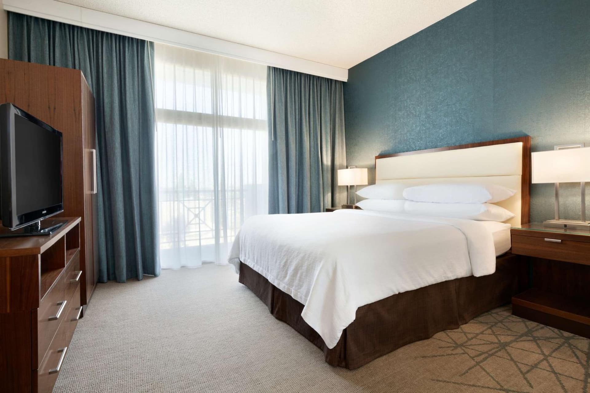 Embassy Suites by Hilton Brea - North Orange County gallery photo in Brea, CA — image 8