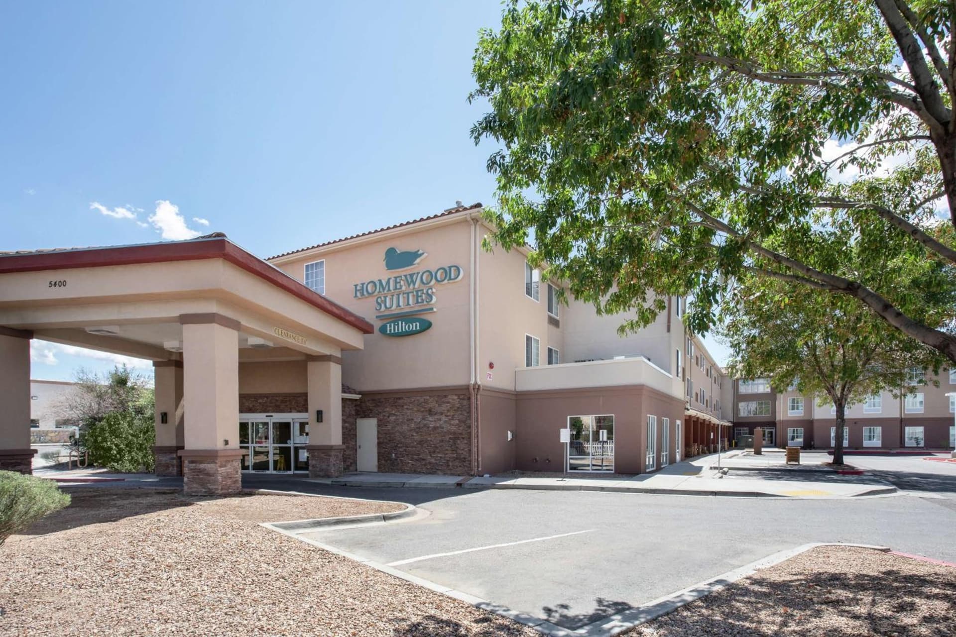 Homewood Suites by Hilton Albuquerque-Journal Center interior in Albuquerque, NM — gallery photo 2