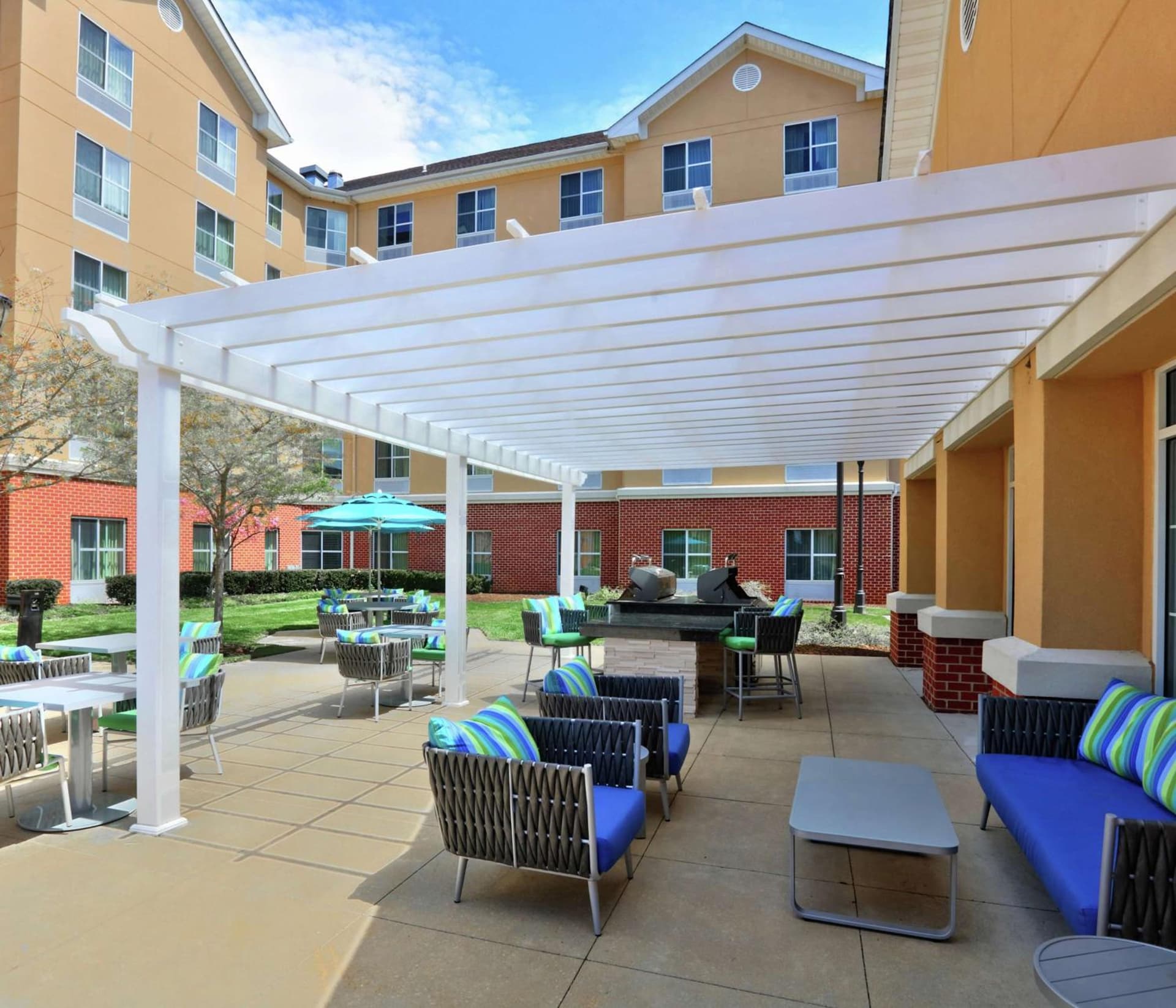 Homewood Suites by Hilton Bel Air interior in Riverside, MD — gallery photo 2