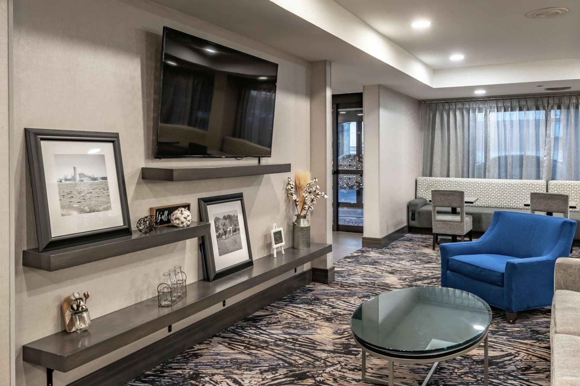 Hampton Inn Waco North property views in Waco, TX — gallery photo 3