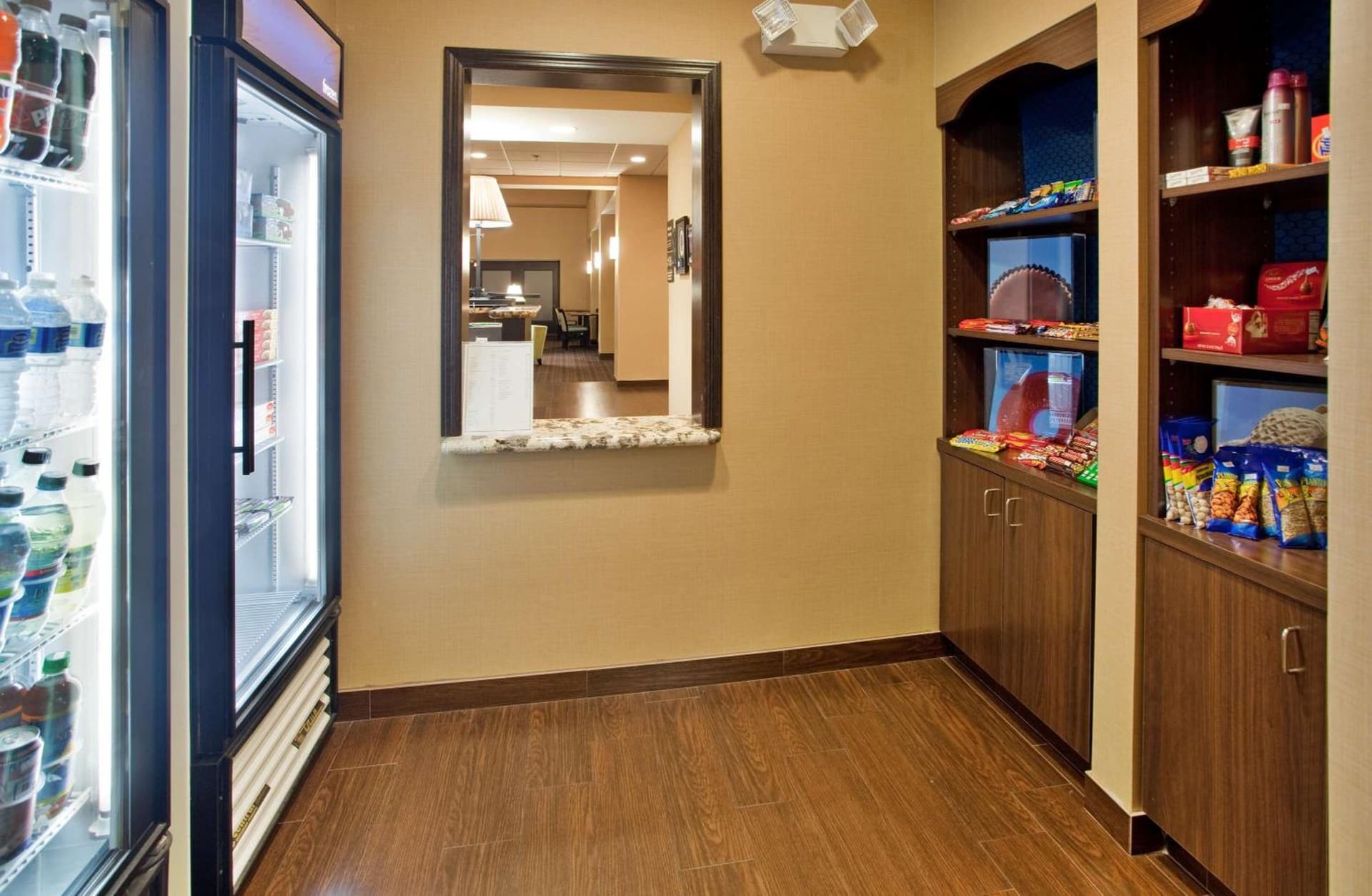 Hampton Inn and Suites St. Cloud property views in Saint Cloud, MN — gallery photo 3