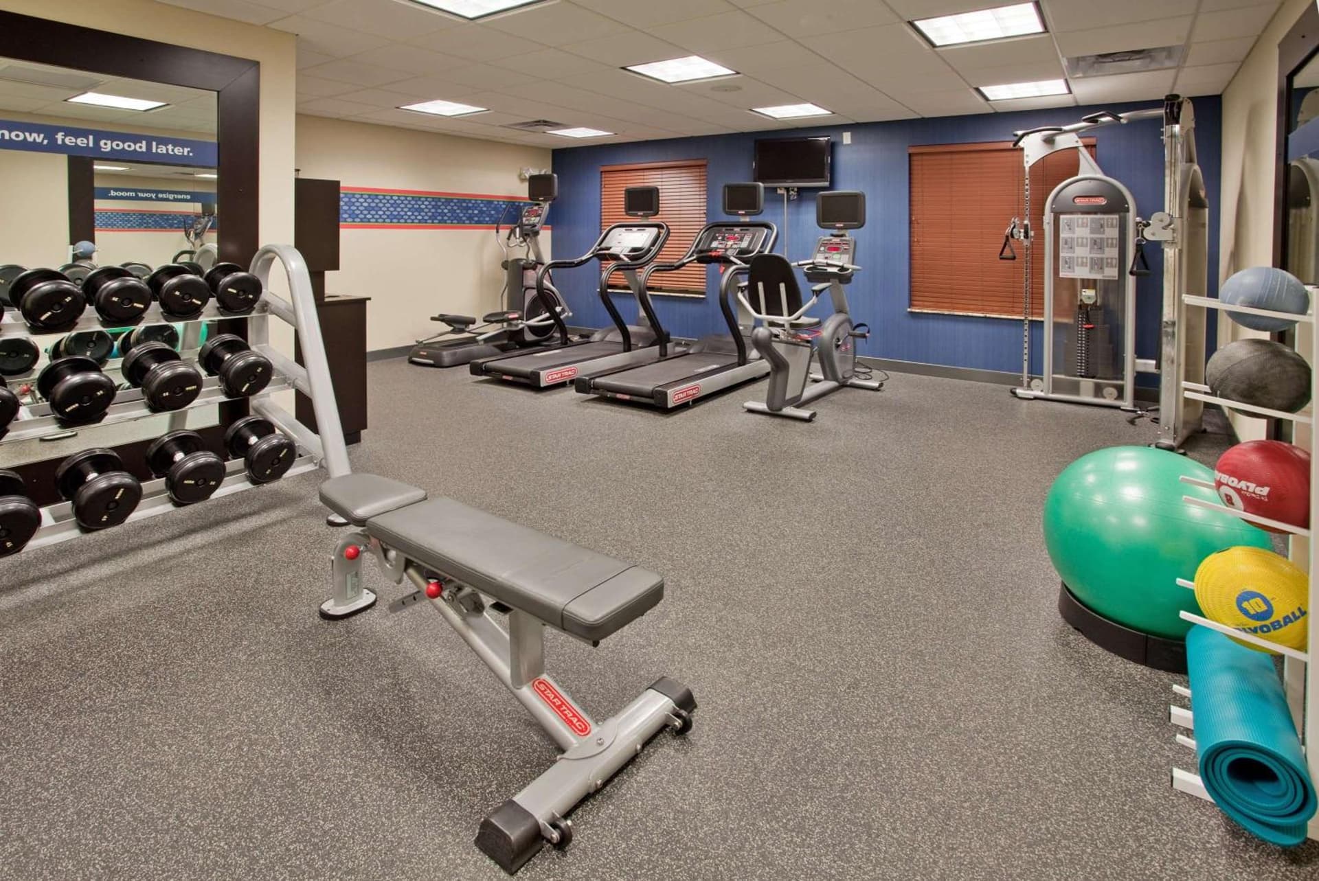 Hampton Inn and Suites St. Cloud gallery photo in Saint Cloud, MN — image 4