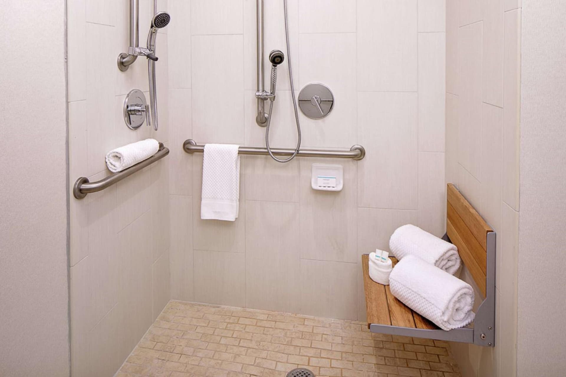 Embassy Suites by Hilton Boston Marlborough gallery photo in Marlborough, MA — image 27