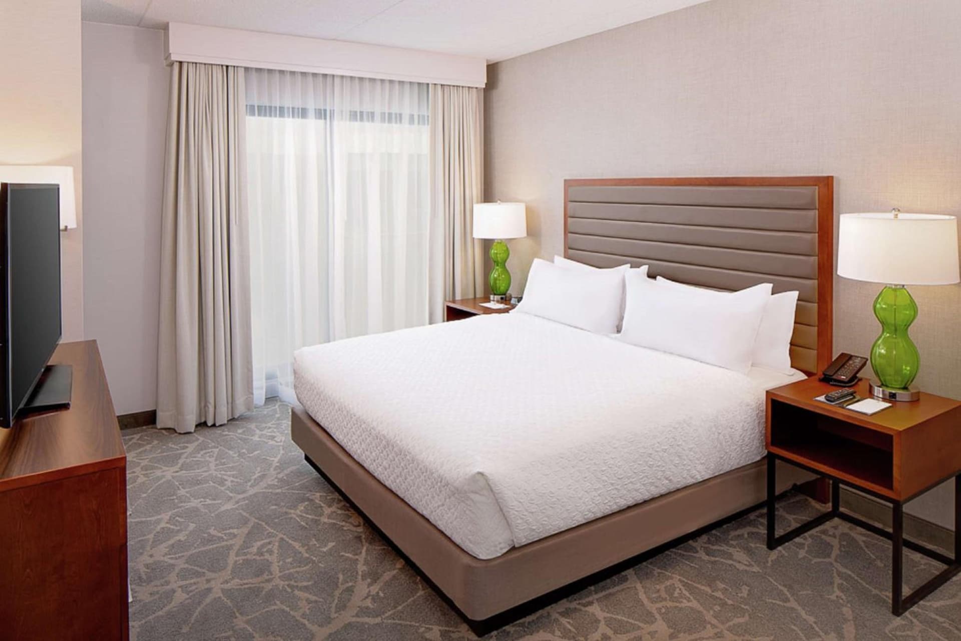 Embassy Suites by Hilton Boston Marlborough gallery photo in Marlborough, MA — image 12