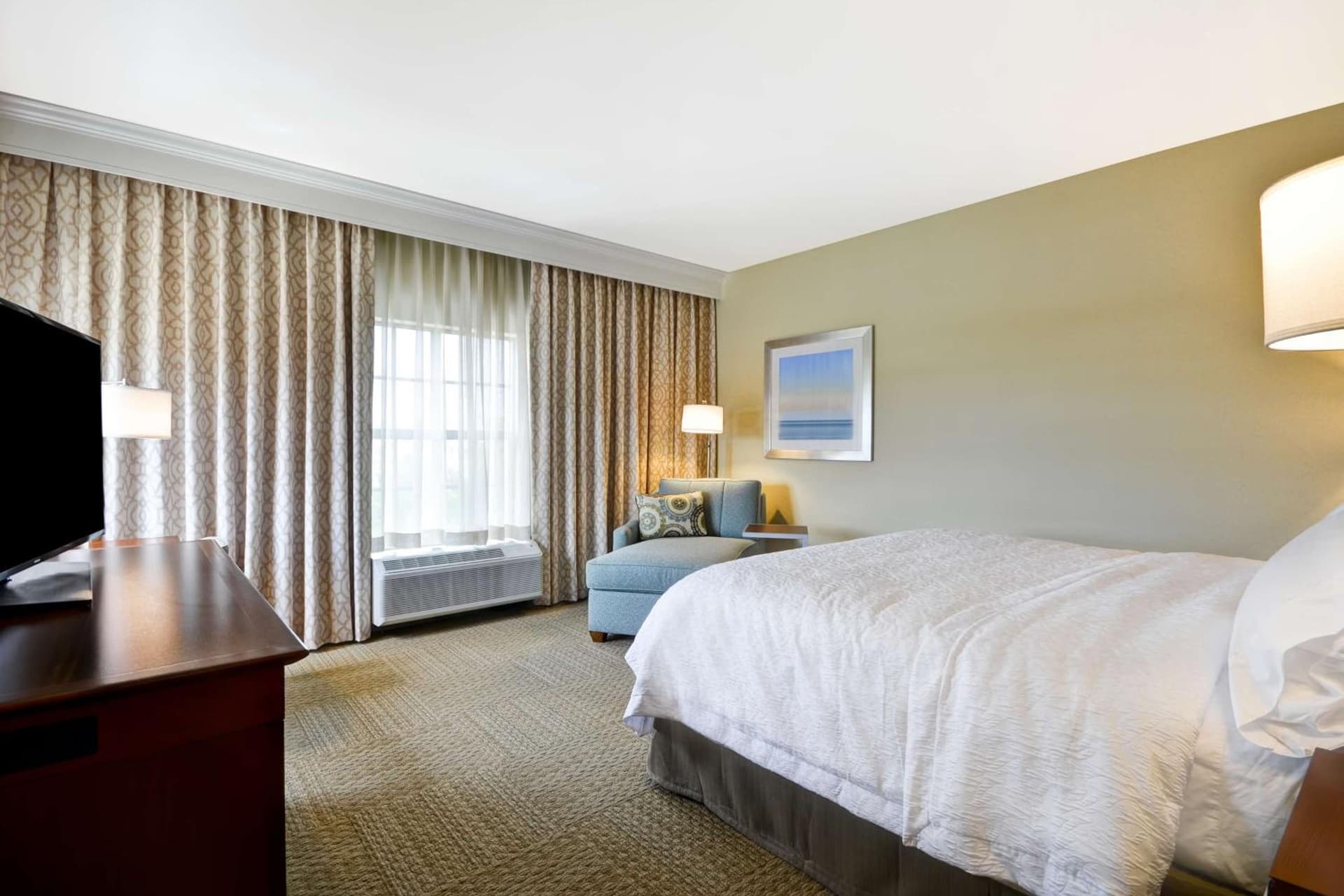 Hampton Inn & Suites Charleston Airport gallery photo in Charleston, SC — image 4