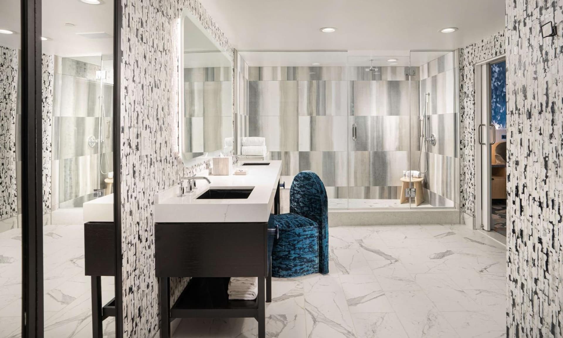 Virgin Hotels Las Vegas, Curio Collection by Hilton gallery photo in Las Vegas, NV — image 12
