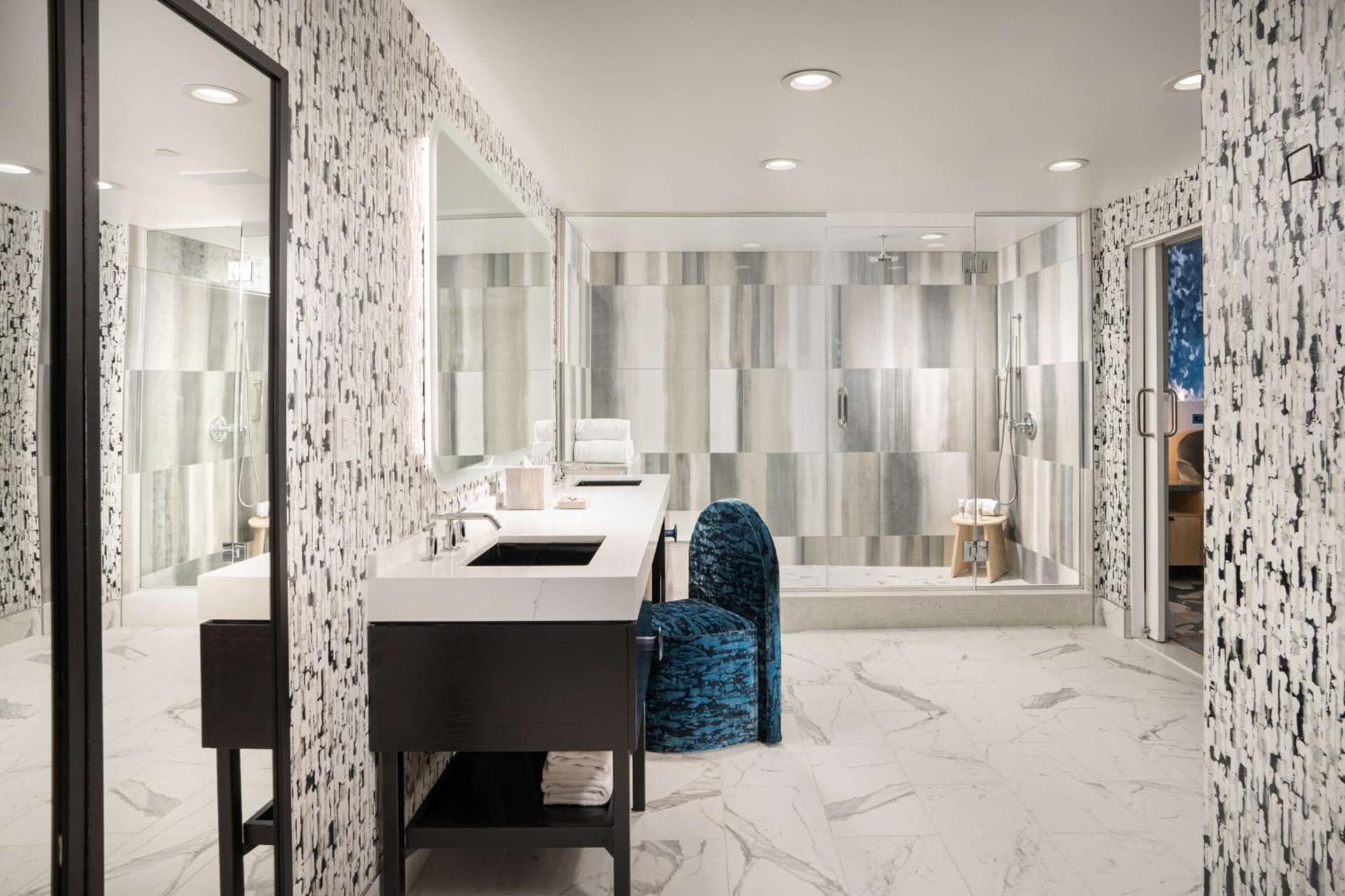 Virgin Hotels Las Vegas, Curio Collection by Hilton gallery photo in Las Vegas, NV — image 20