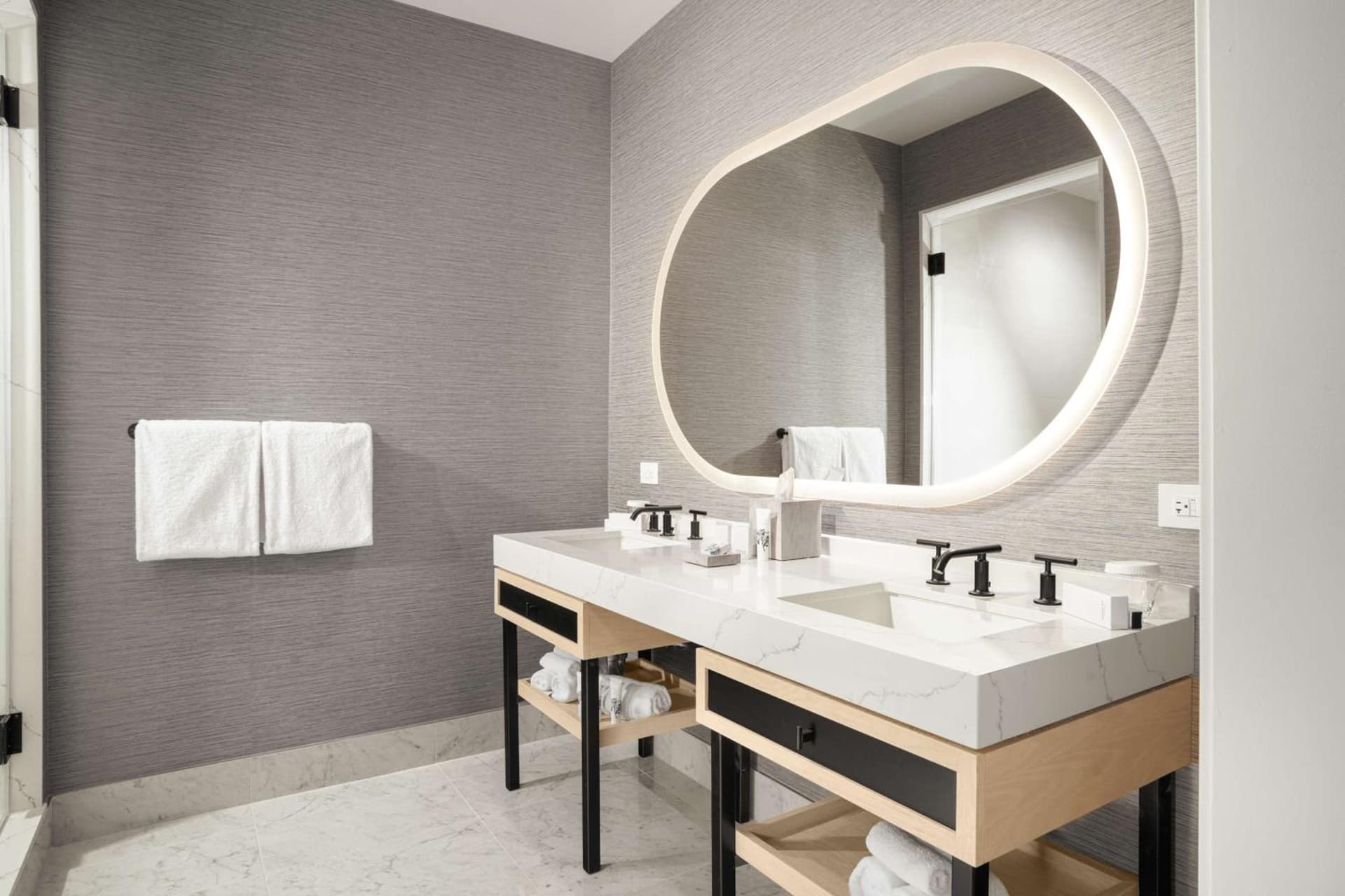 Virgin Hotels Las Vegas, Curio Collection by Hilton gallery photo in Las Vegas, NV — image 90