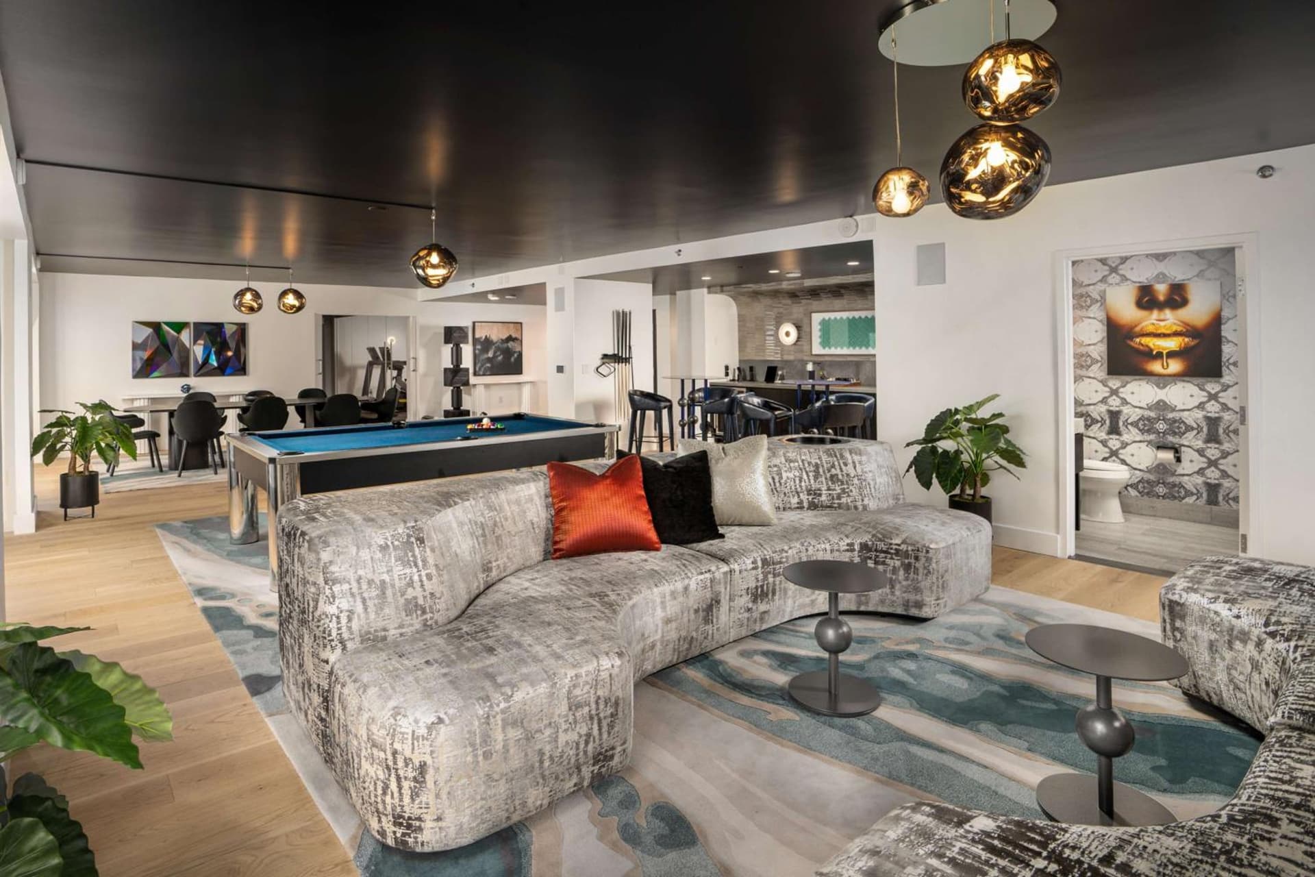 Virgin Hotels Las Vegas, Curio Collection by Hilton gallery photo in Las Vegas, NV — image 22