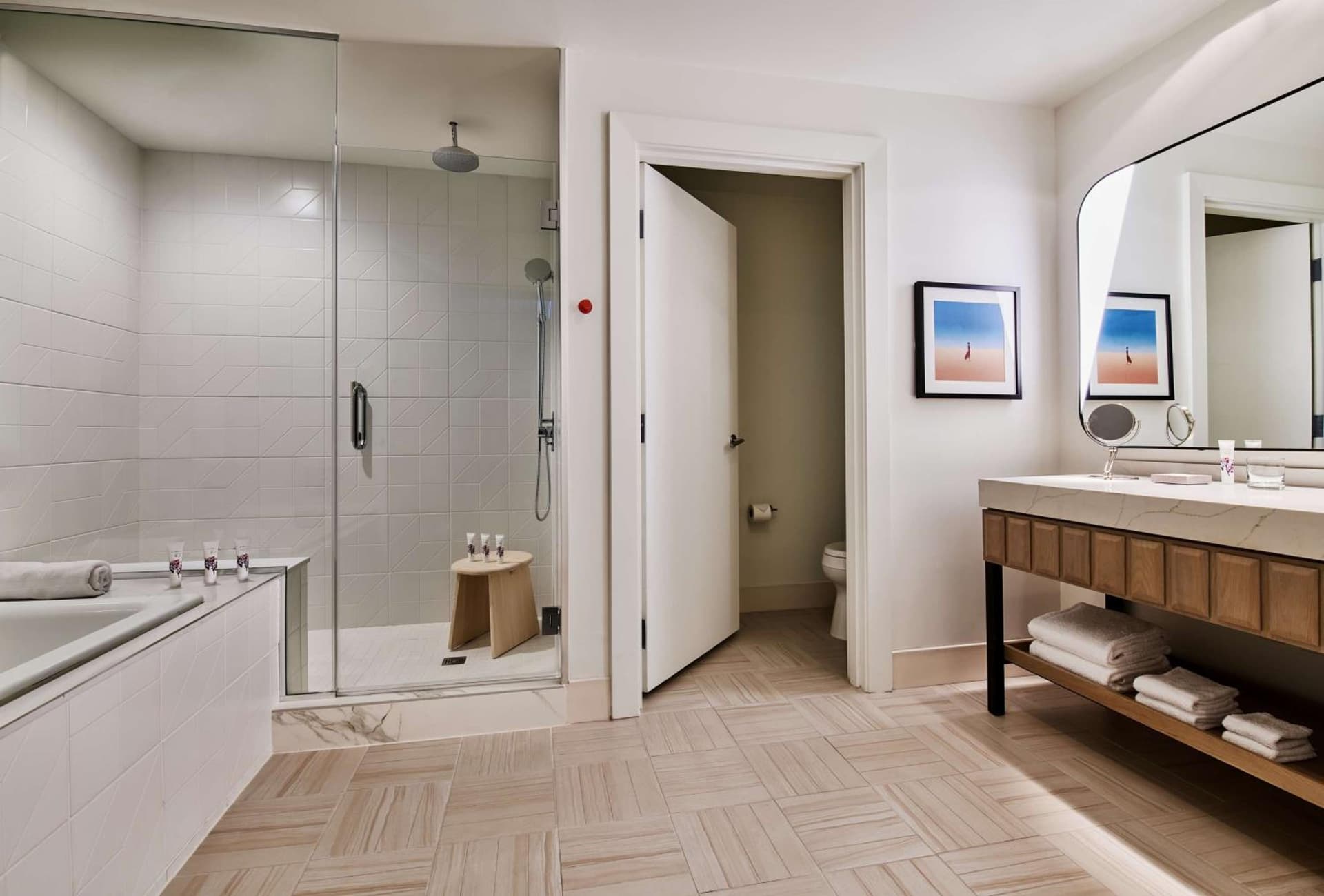 Virgin Hotels Las Vegas, Curio Collection by Hilton gallery photo in Las Vegas, NV — image 97