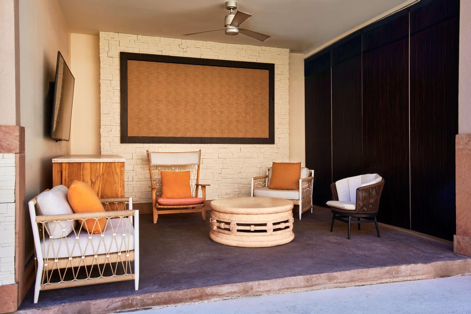 Virgin Hotels Las Vegas, Curio Collection by Hilton gallery photo in Las Vegas, NV — image 30