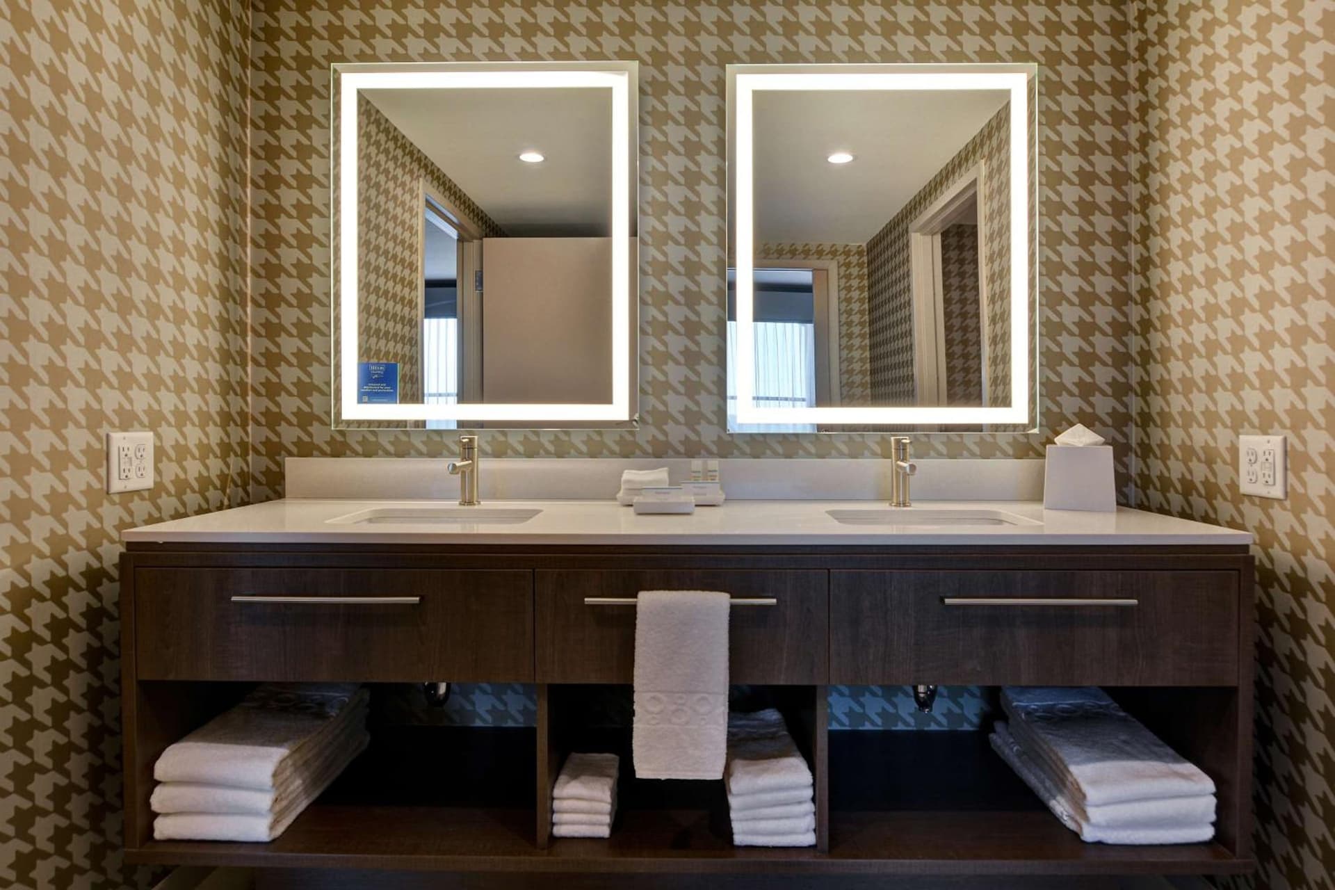 Home2 Suites By Hilton Orlando Flamingo Crossings, FL gallery photo in Orlando, FL — image 6