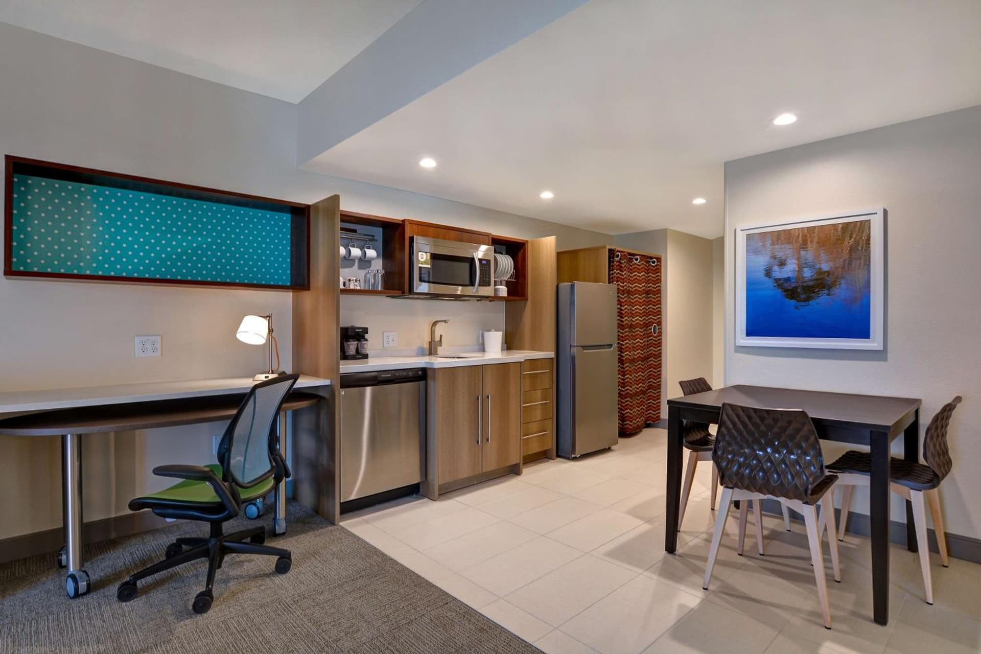 Home2 Suites By Hilton Orlando Flamingo Crossings, FL gallery photo in Orlando, FL — image 31