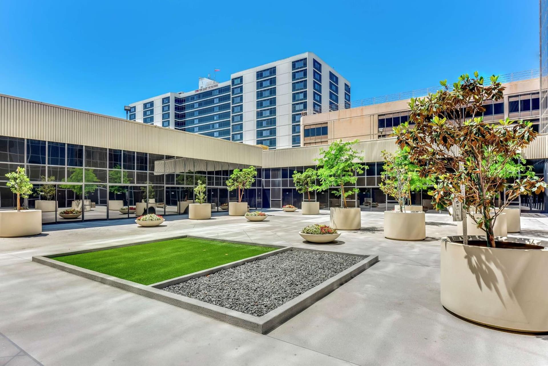 Hilton Los Angeles Airport gallery photo in Los Angeles, CA — image 49