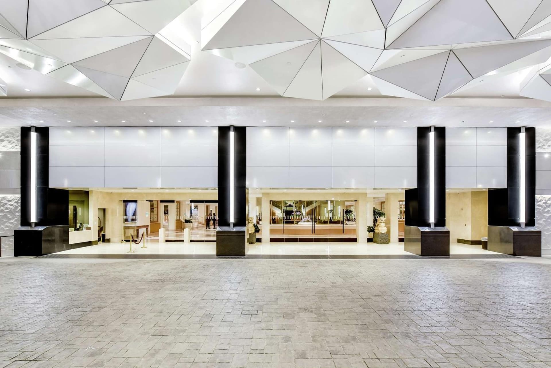 Hilton Los Angeles Airport gallery photo in Los Angeles, CA — image 8